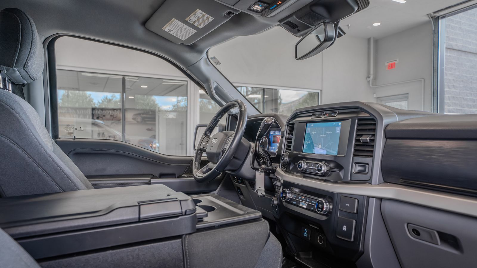 2021 Ford F-150 XLT — foto completa 18 de 35
