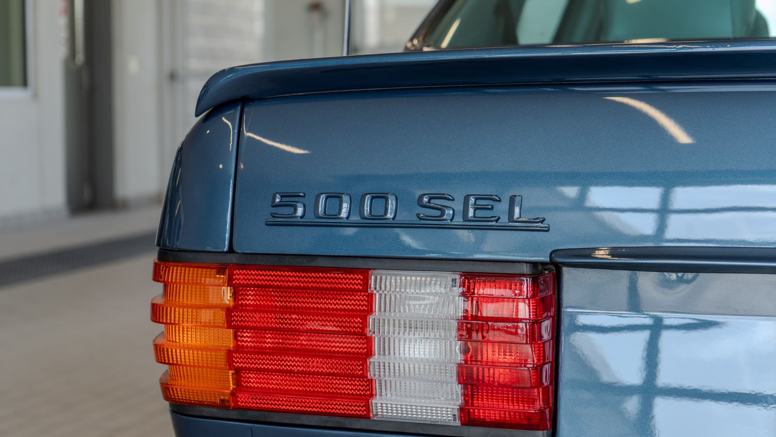 1984 Mercedes 500 SEL — foto completa 21 de 46