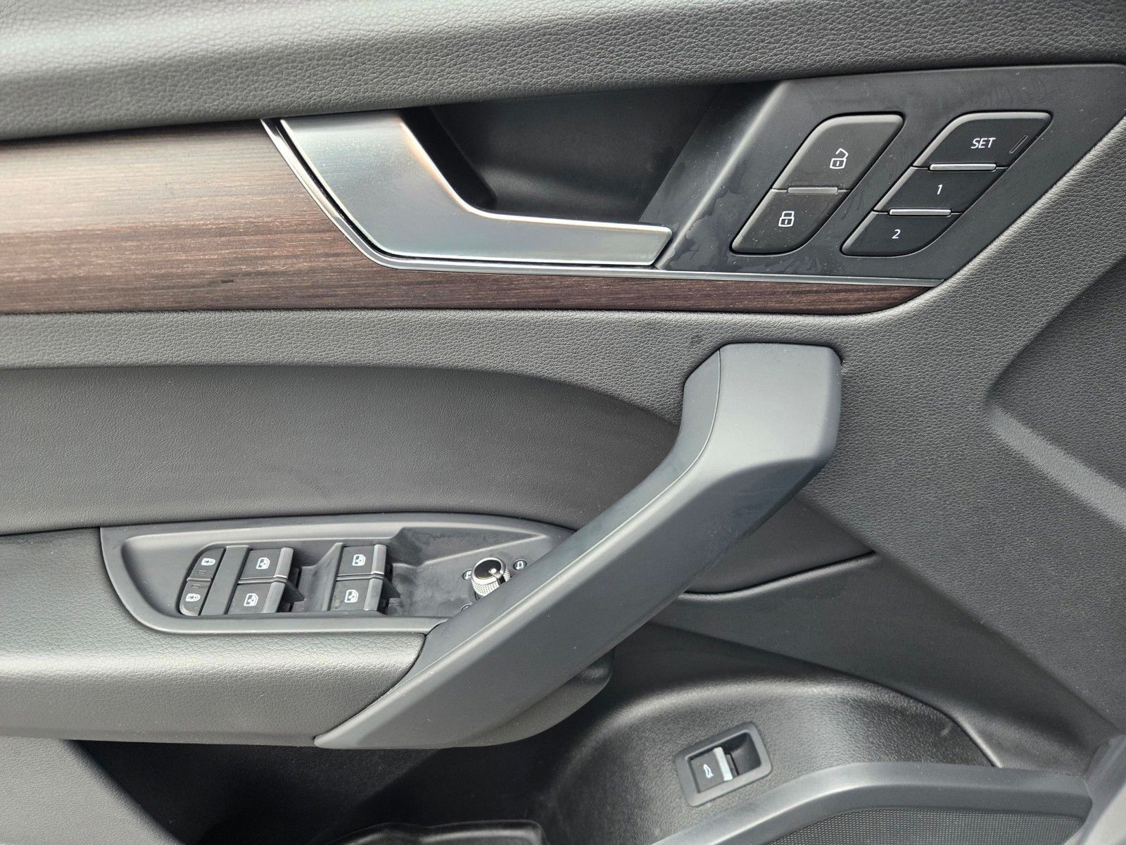 2023 Audi Q5 45 S line Premium — foto completa 18 de 45