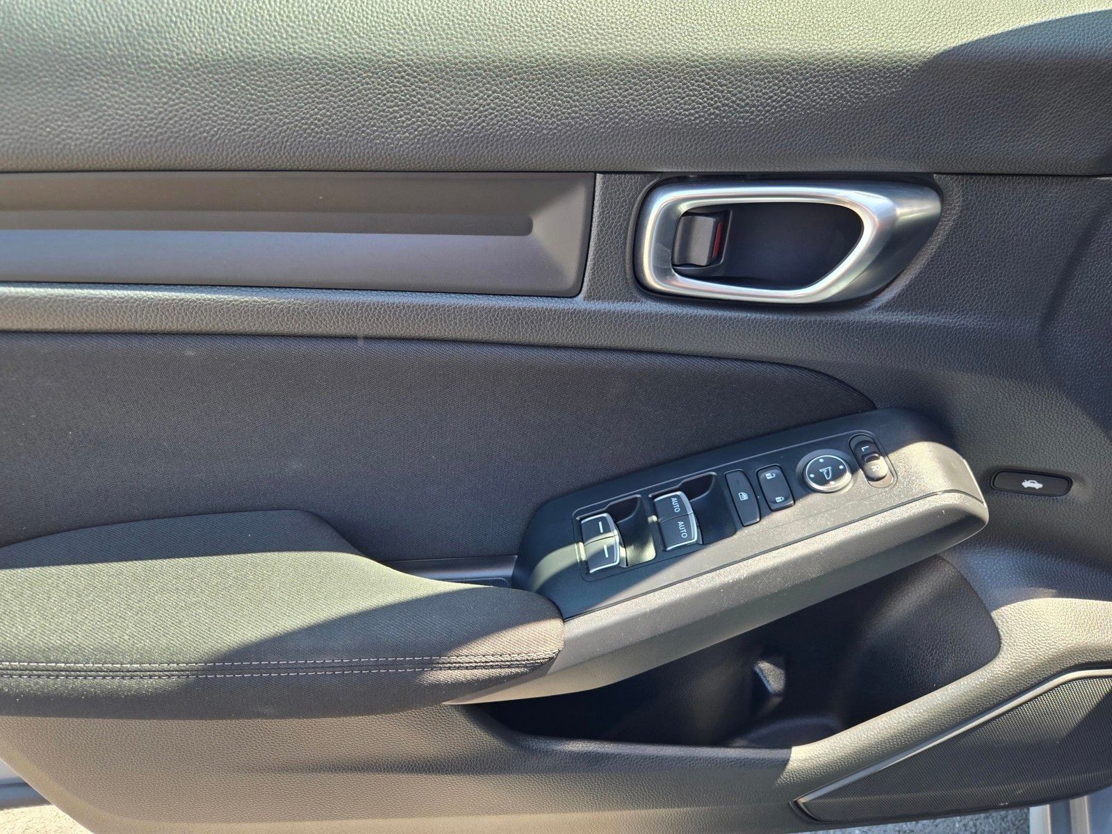 2026 Honda Civic Sport — foto completa 17 de 28