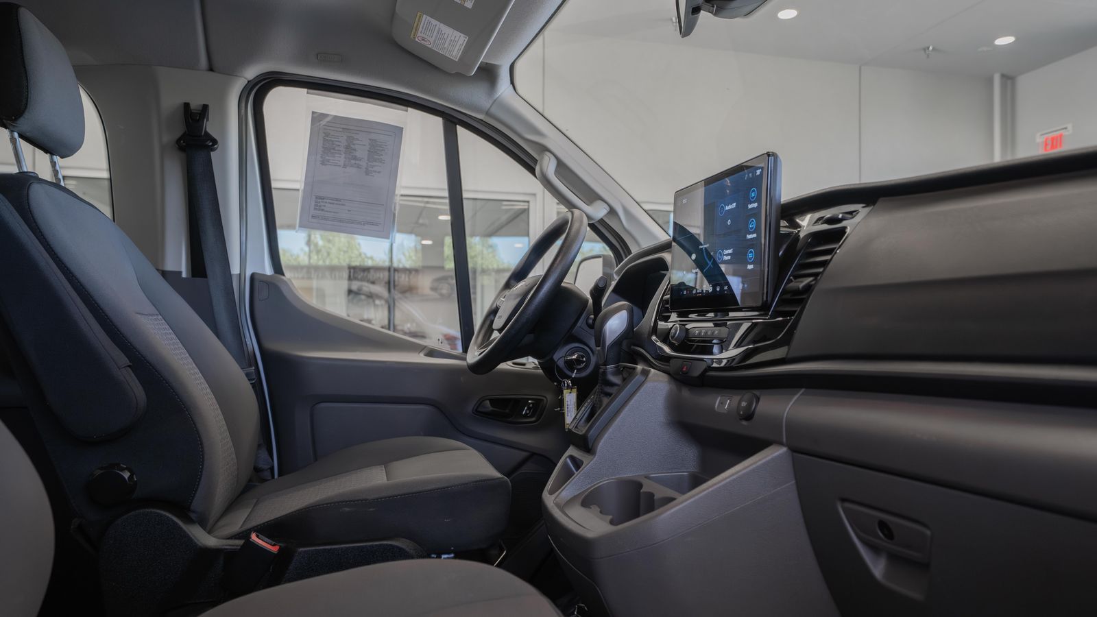 2024 Ford Transit-350 XLT — foto completa 18 de 34