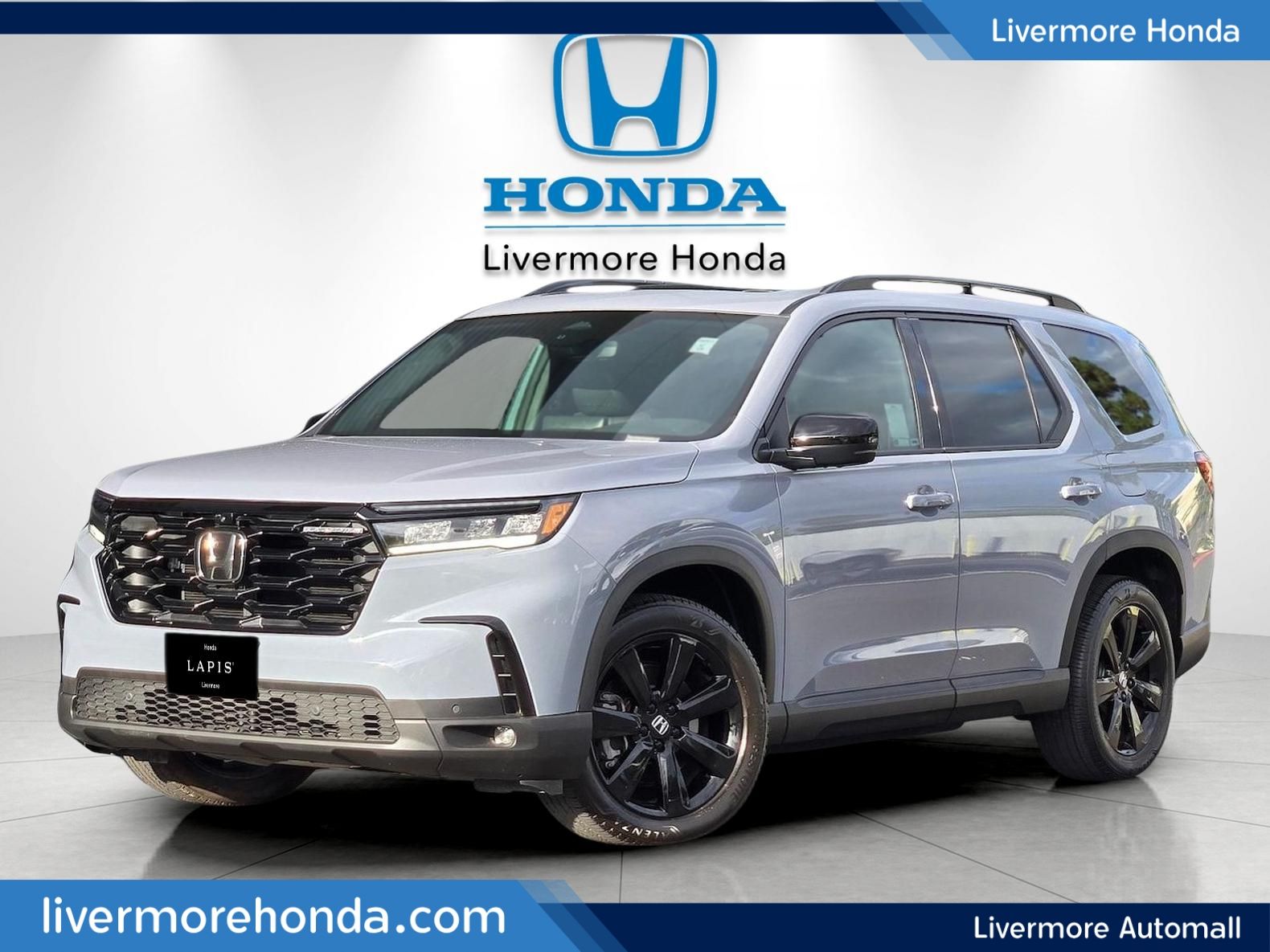 2025 Honda Pilot Black Edition — full photo 1 of 28