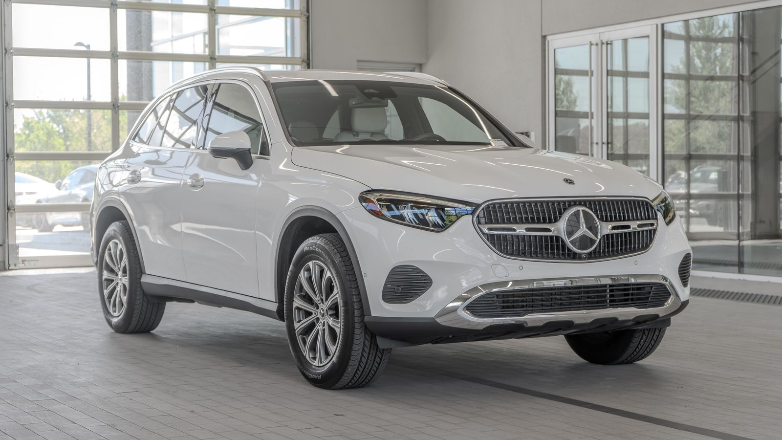 2024 Mercedes-Benz GLC GLC 300 — full photo 21 of 33