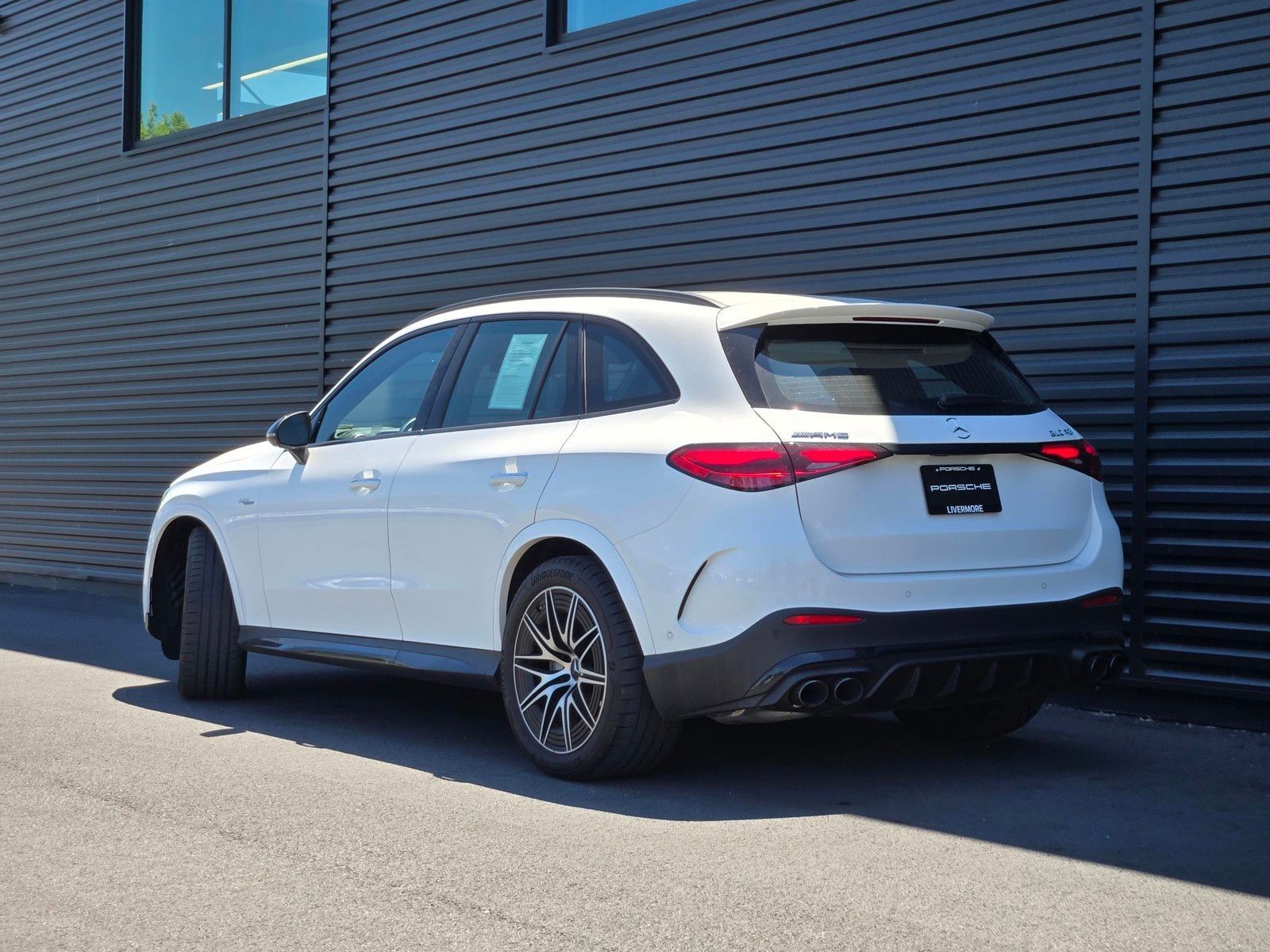 2025 Mercedes-Benz GLC GLC 43 AMG® — foto completa 3 de 27