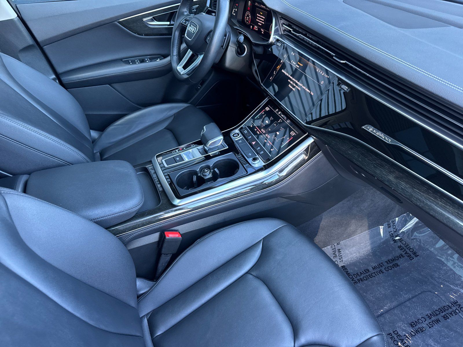 2023 Audi Q7 45 Premium Plus — full photo 16 of 29