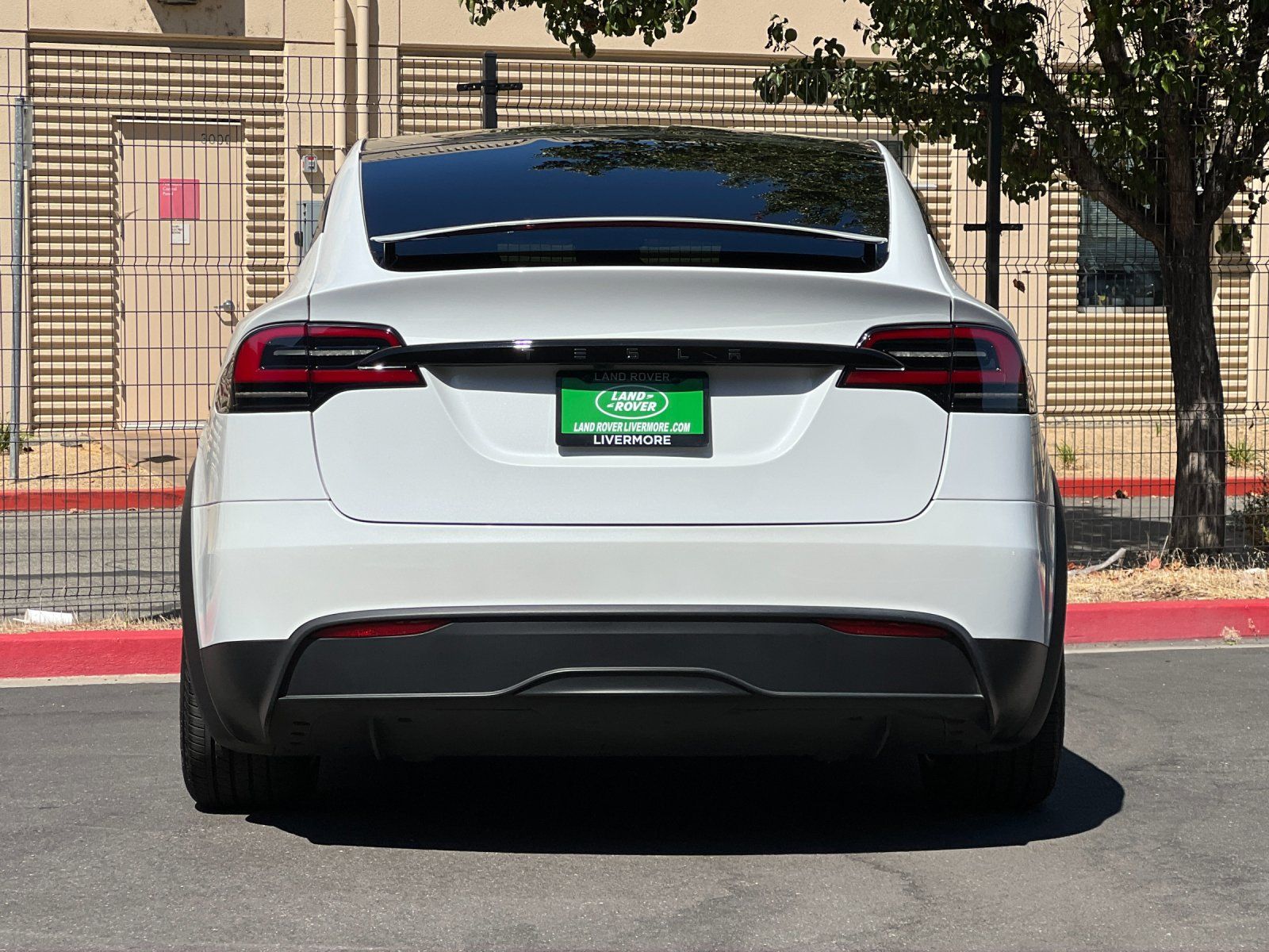 2023 Tesla Model X — foto completa 5 de 28