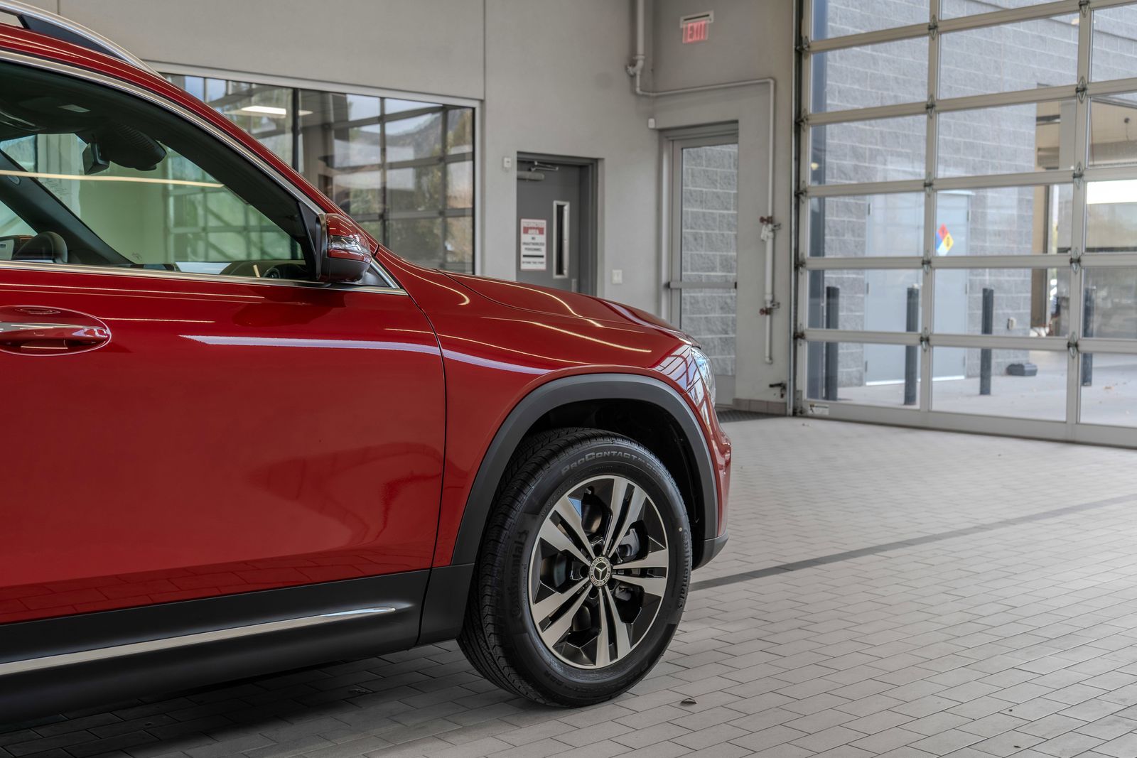 2026 Mercedes-Benz GLB GLB 250 — full photo 30 of 36