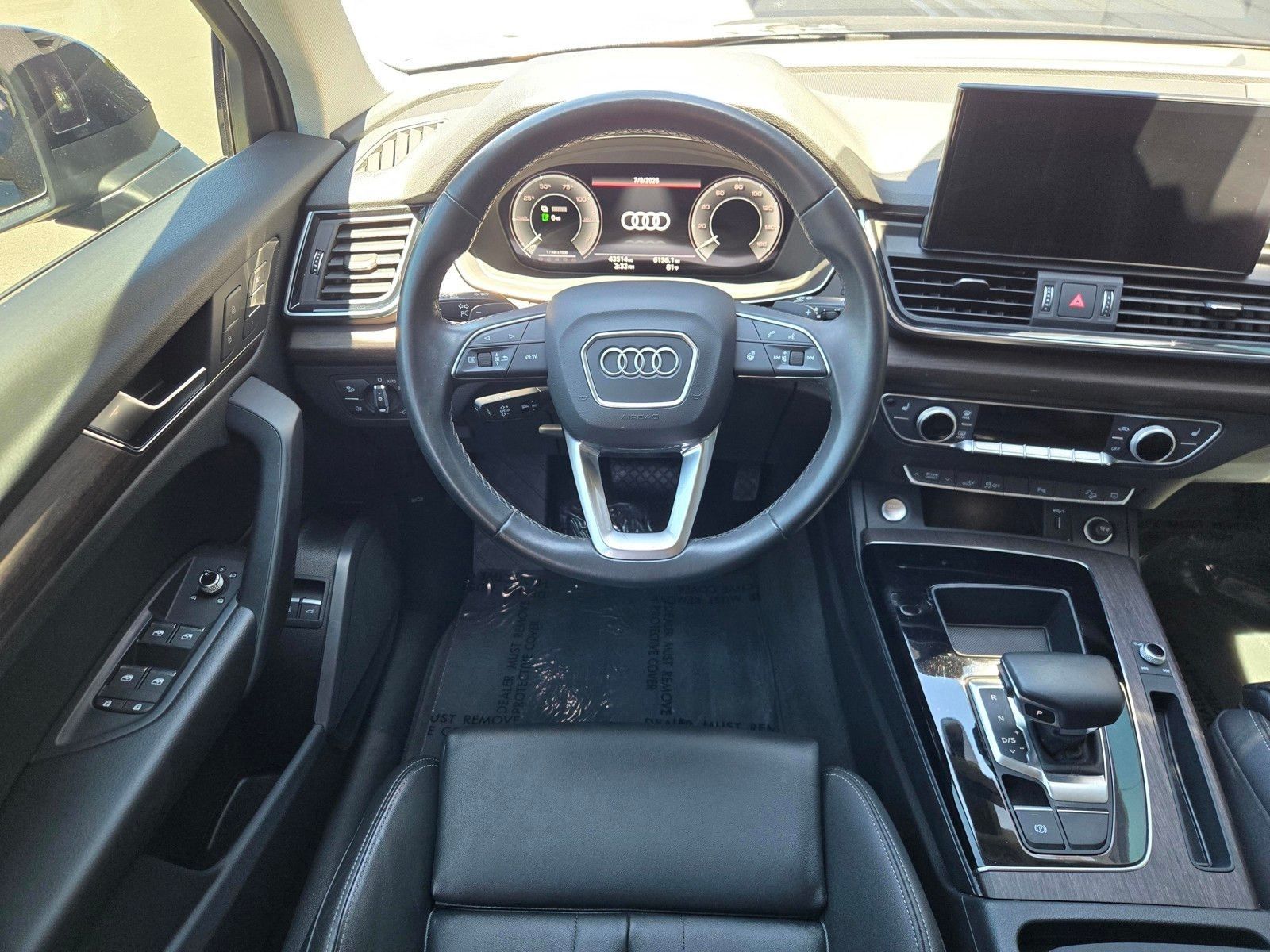 2023 Audi Q5 e 55 Premium — full photo 13 of 45