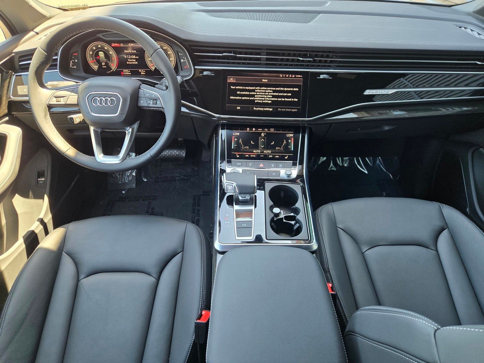 2025 Audi Q7 55 Premium Plus — foto completa 12 de 45