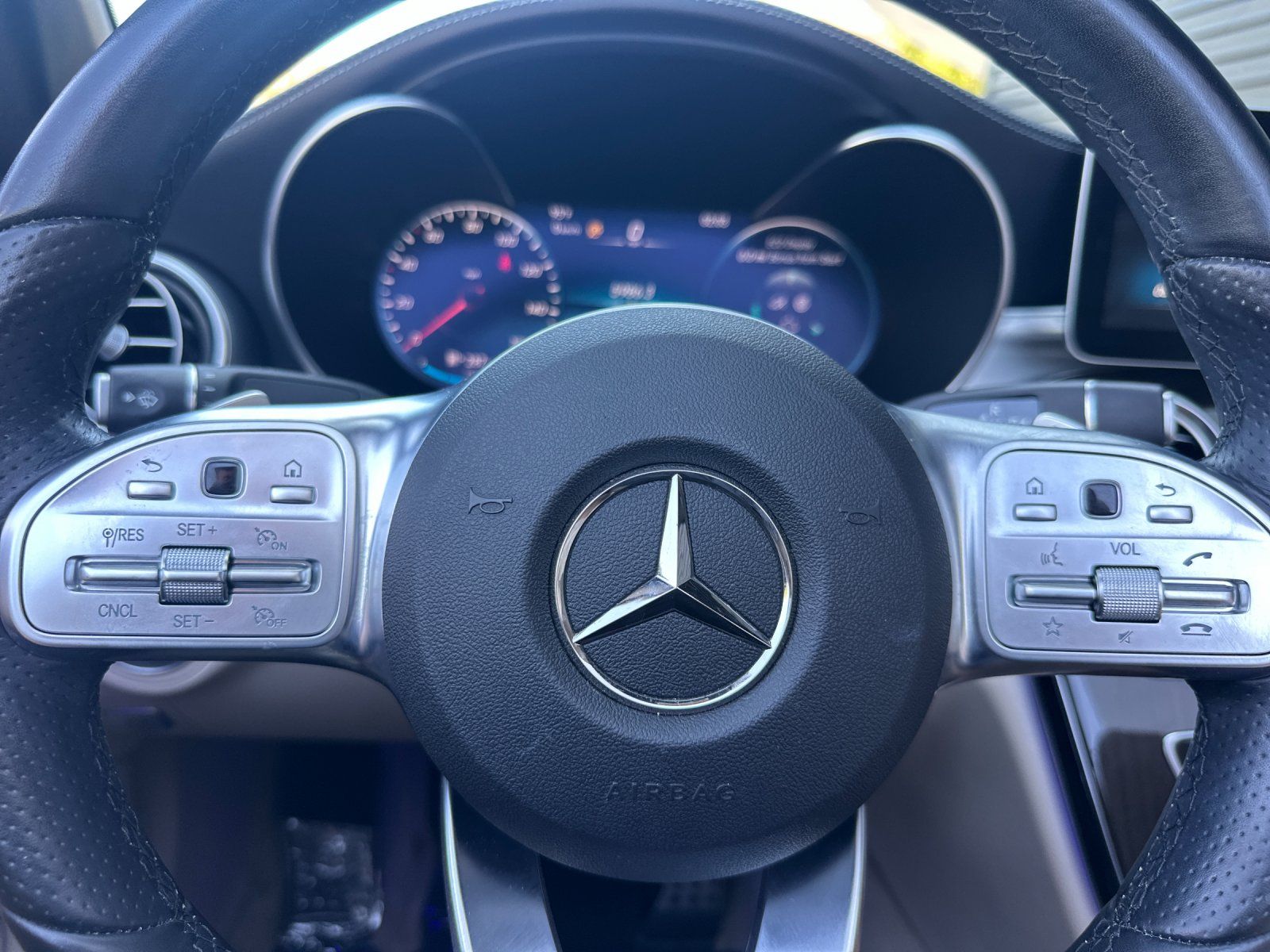 2022 Mercedes-Benz C-Class C 300 — foto completa 23 de 28