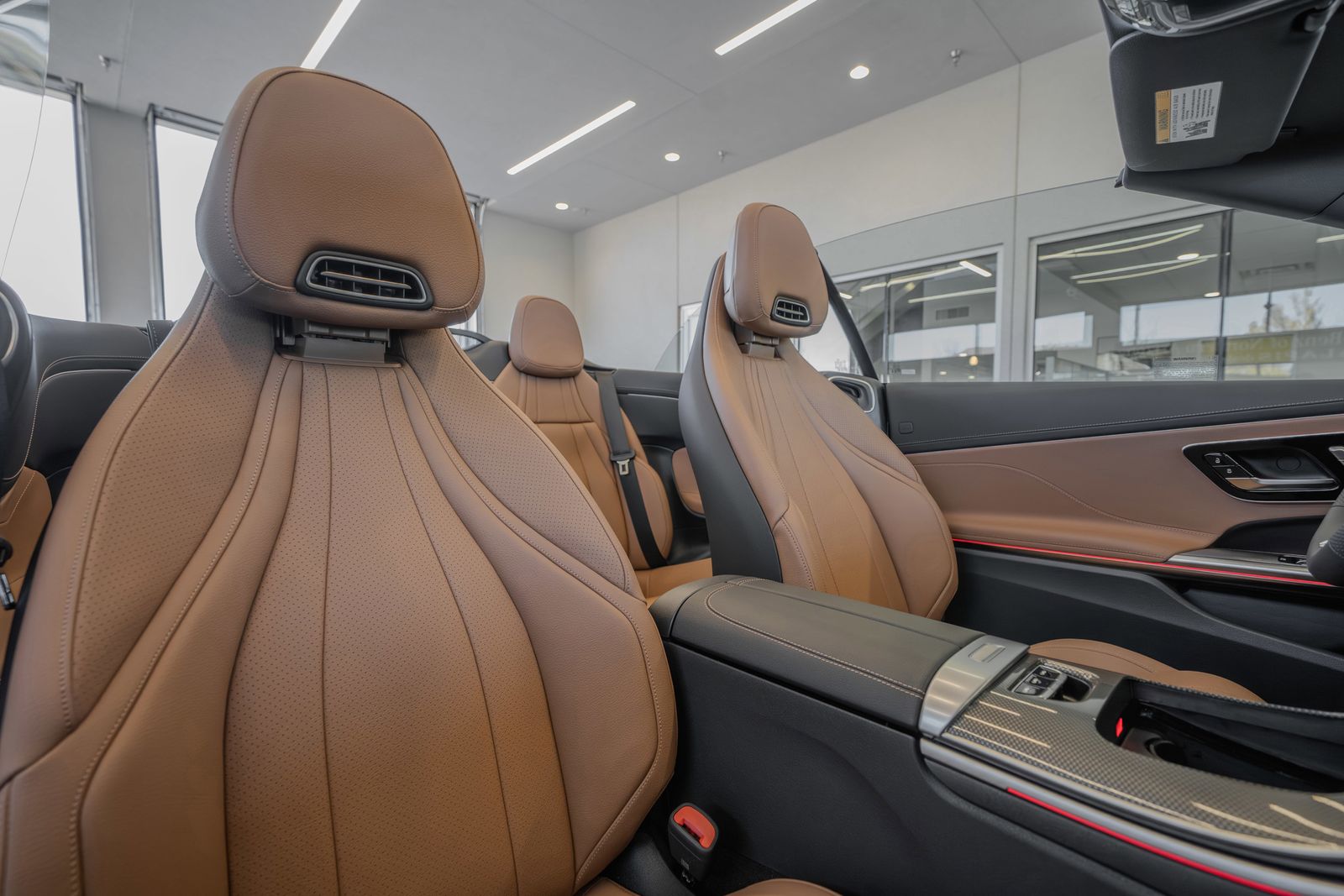 2026 Mercedes-Benz CLE CLE 300 — full photo 36 of 39