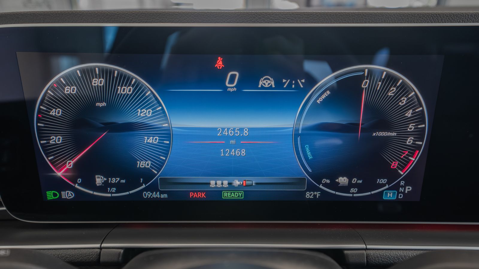 2025 Mercedes-Benz GLE GLE 450e — full photo 10 of 35