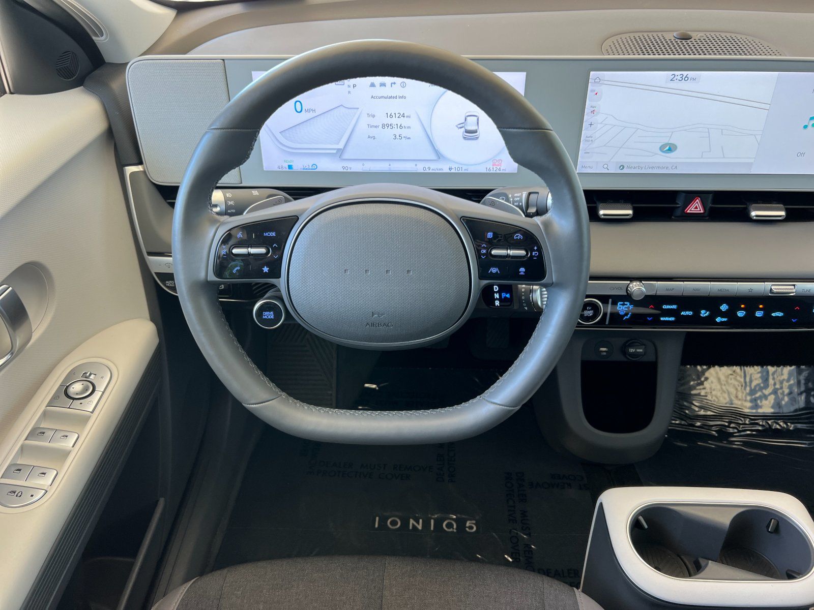 2024 Hyundai IONIQ 5 SEL — full photo 14 of 29