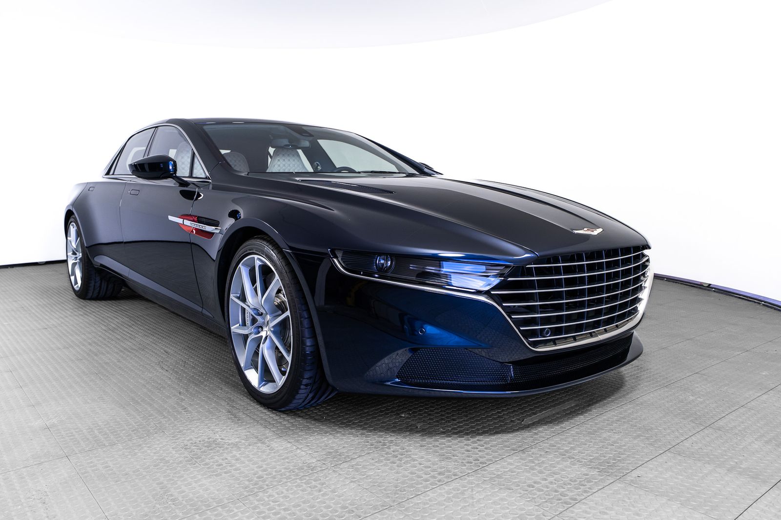 2018 Aston Martin Lagonda Taraf — foto completa 60 de 62
