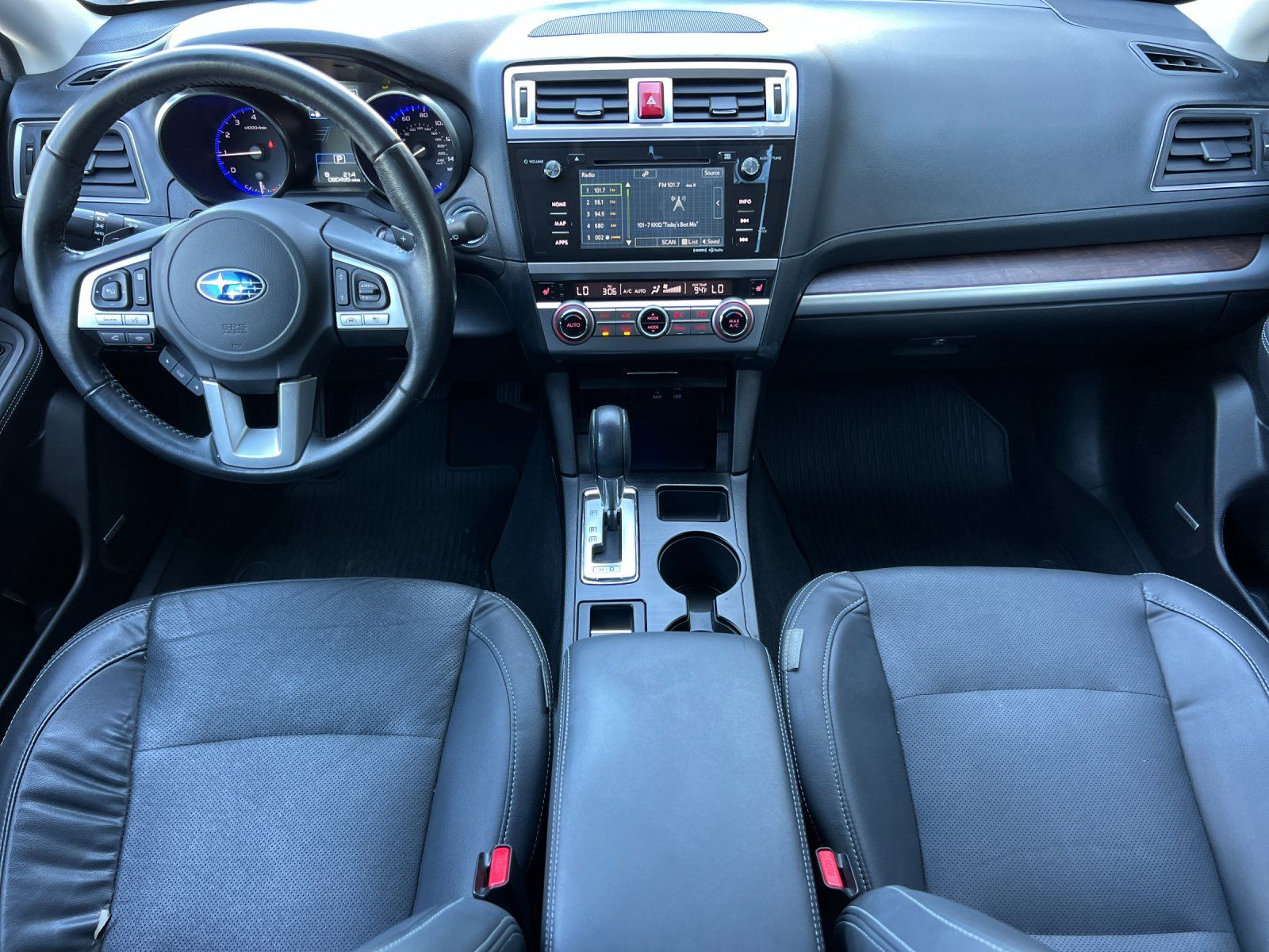 2016 Subaru Outback 2.5i — full photo 12 of 28