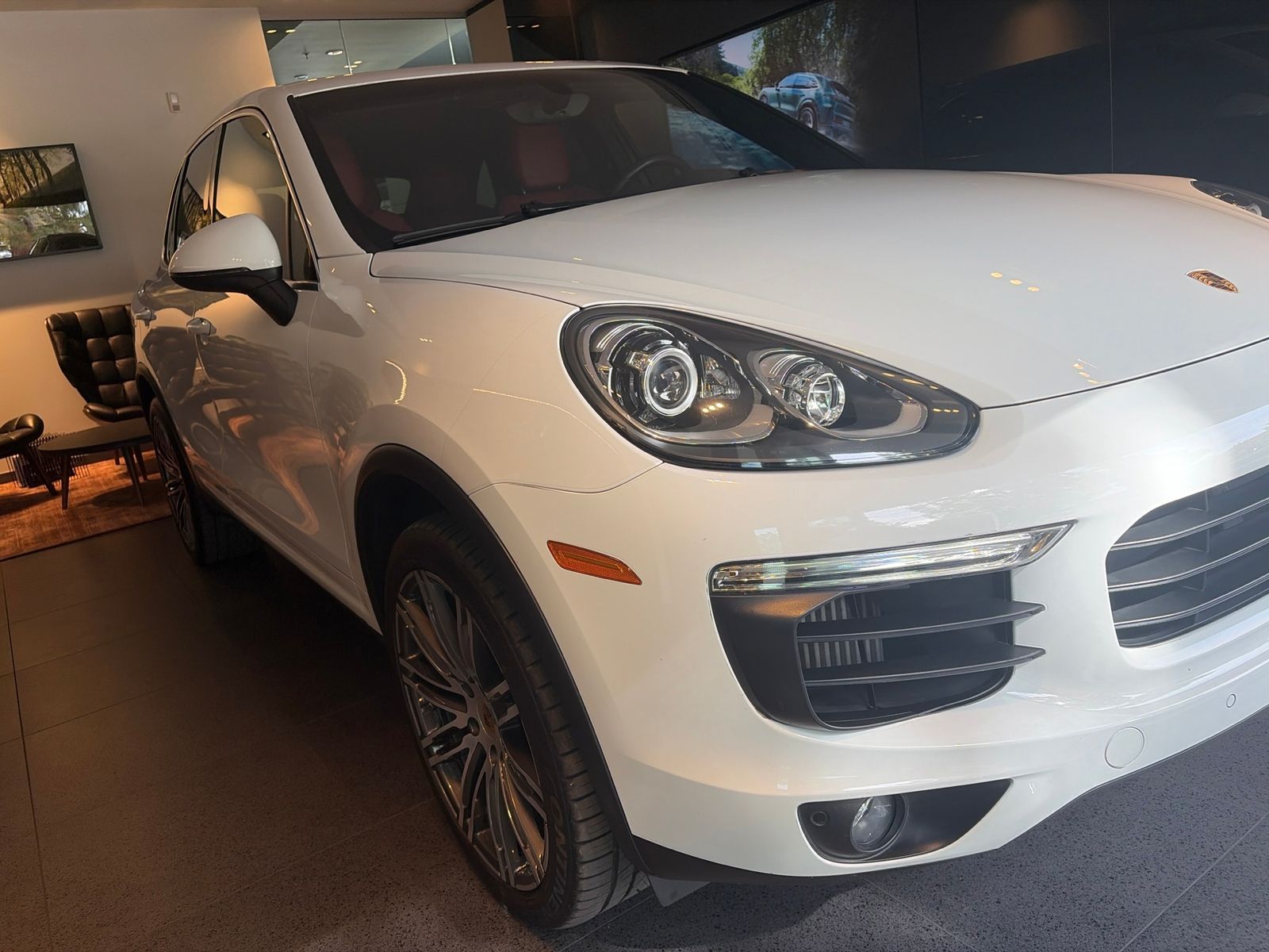 2016 Porsche Cayenne S — full photo 3 of 10