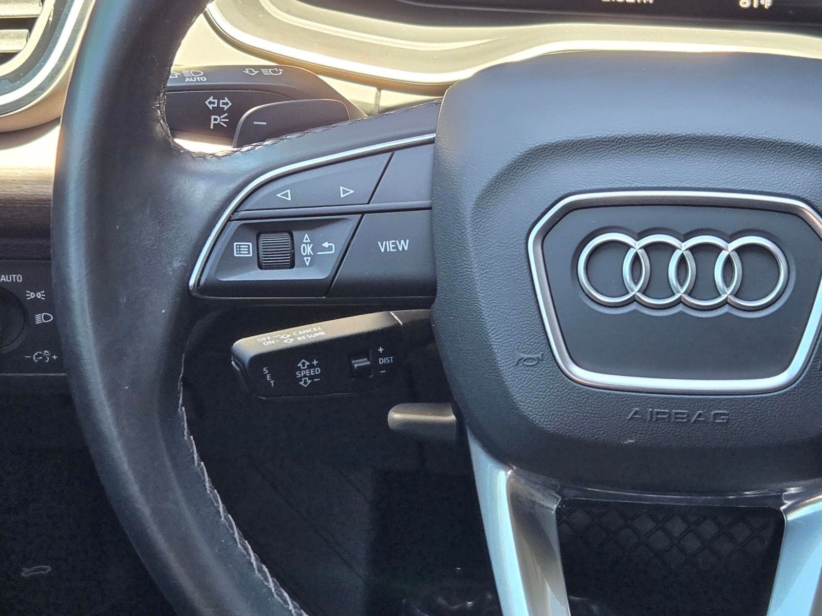2023 Audi Q5 e 55 Premium — foto completa 15 de 45