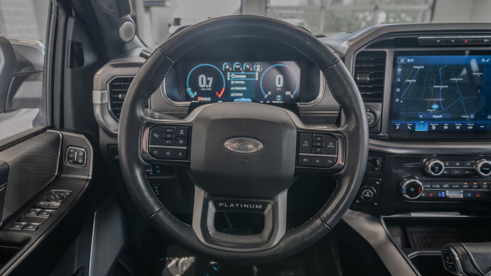 2022 Ford F-150 Platinum — full photo 9 of 33