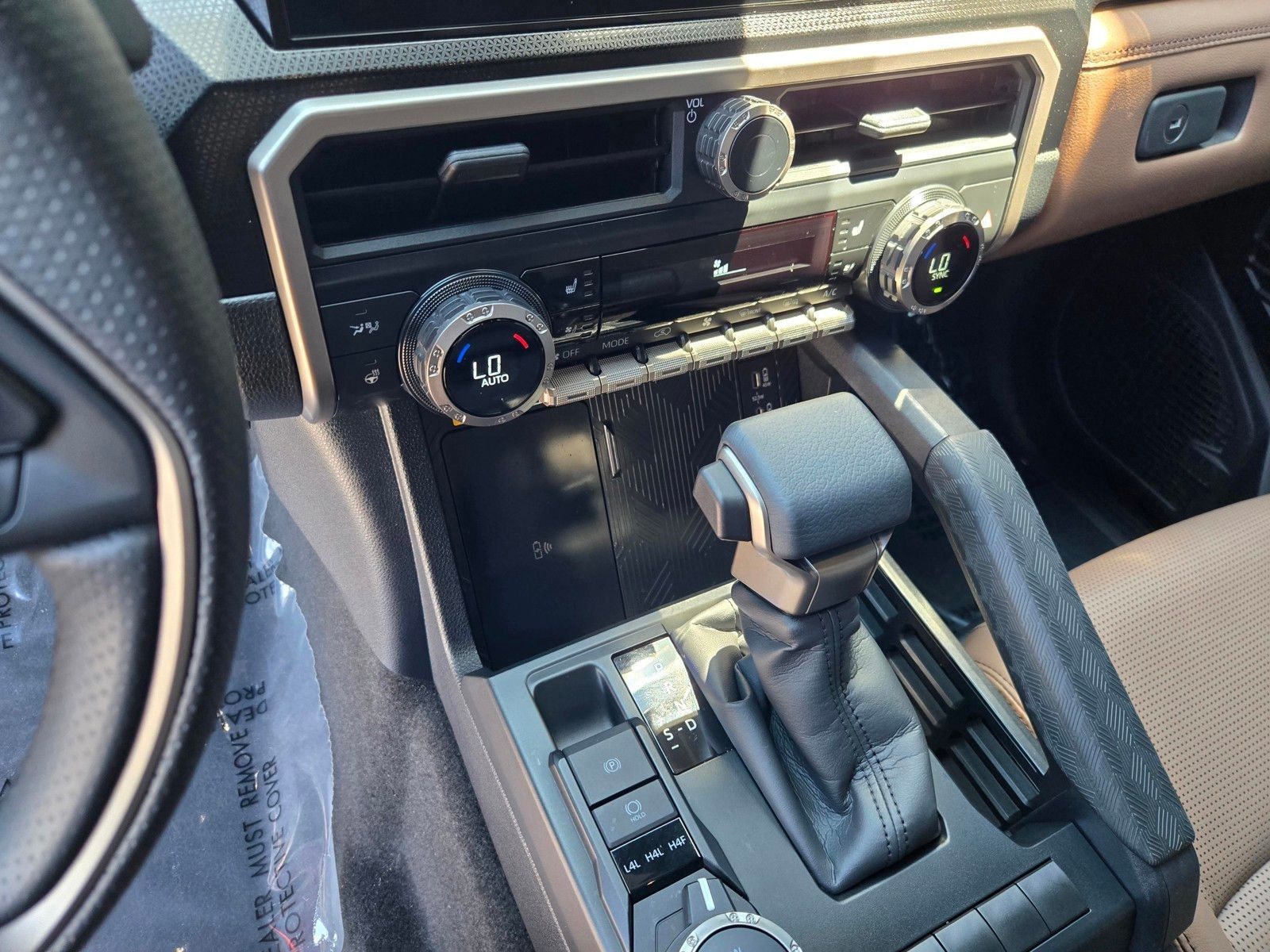 2026 Toyota 4Runner i-FORCE MAX Hybrid Limited — foto completa 22 de 45