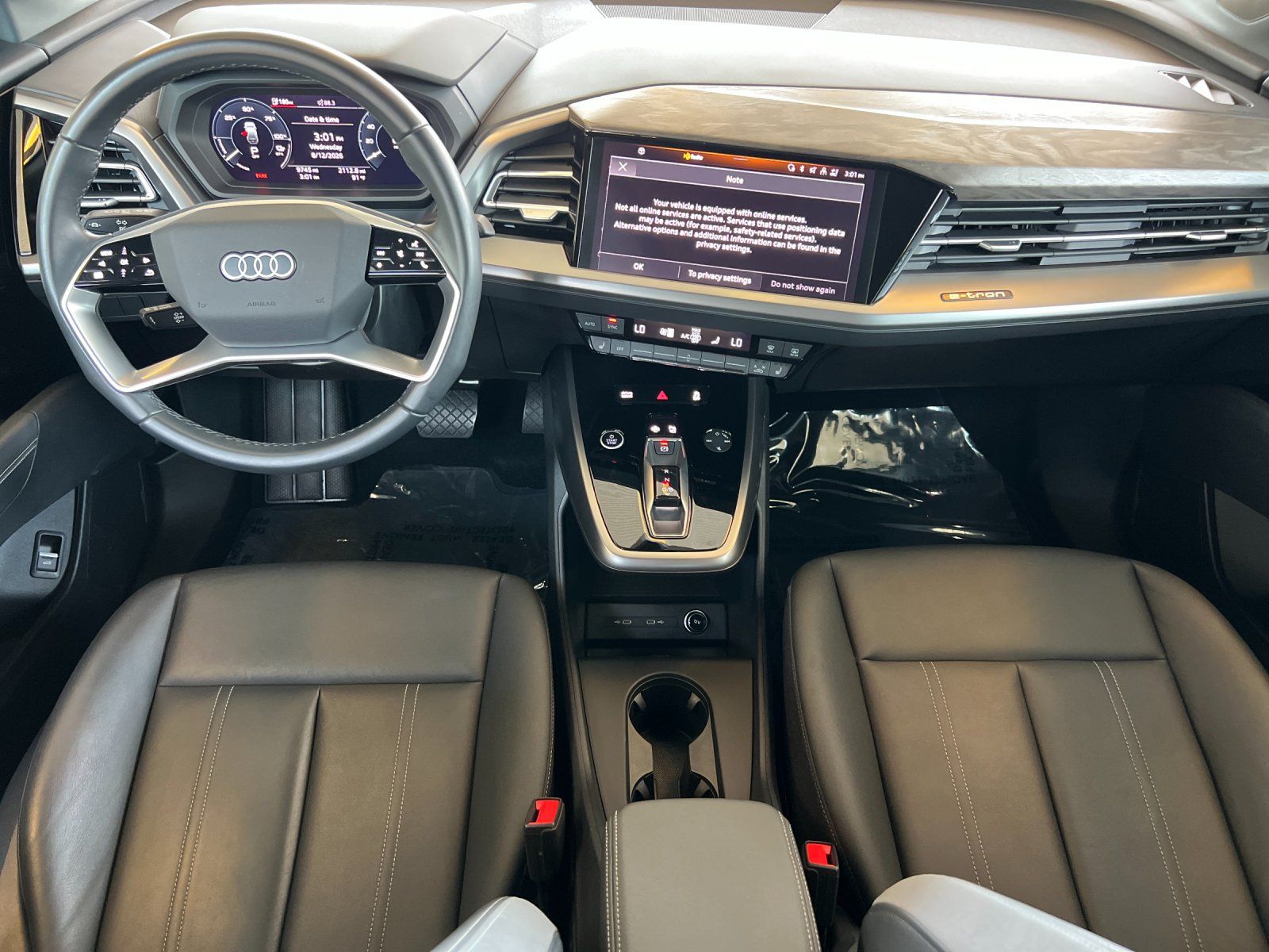 2023 Audi Q4 e-tron Premium — foto completa 13 de 28