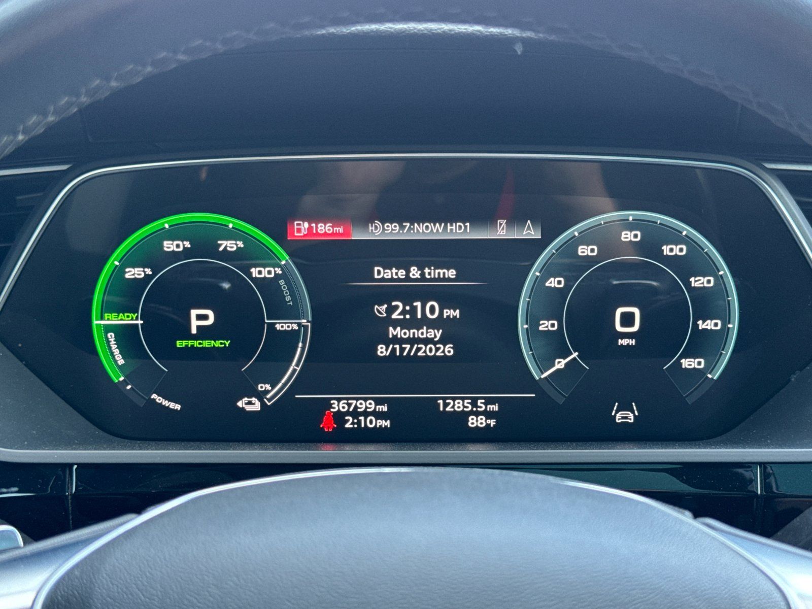 2024 Audi Q8 e-tron Premium Plus — full photo 25 of 29