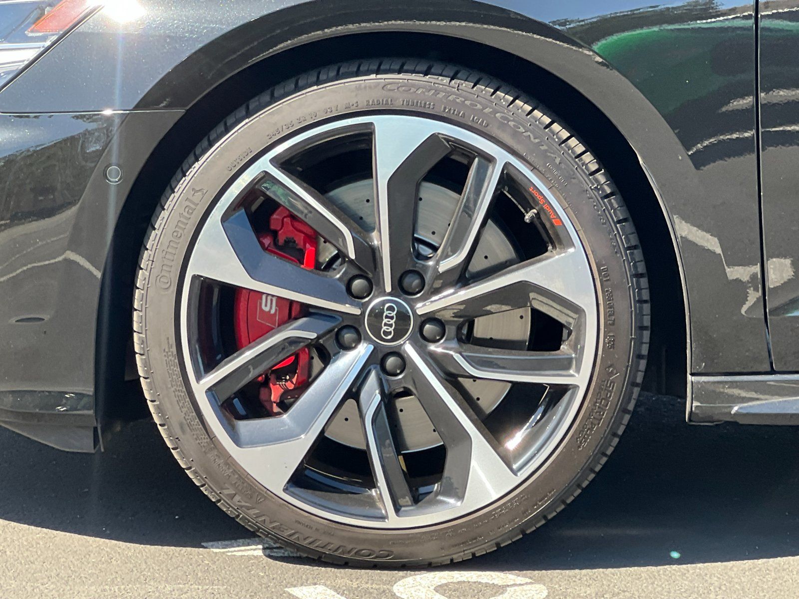 2024 Audi S3 2.0T Premium Plus — foto completa 25 de 28