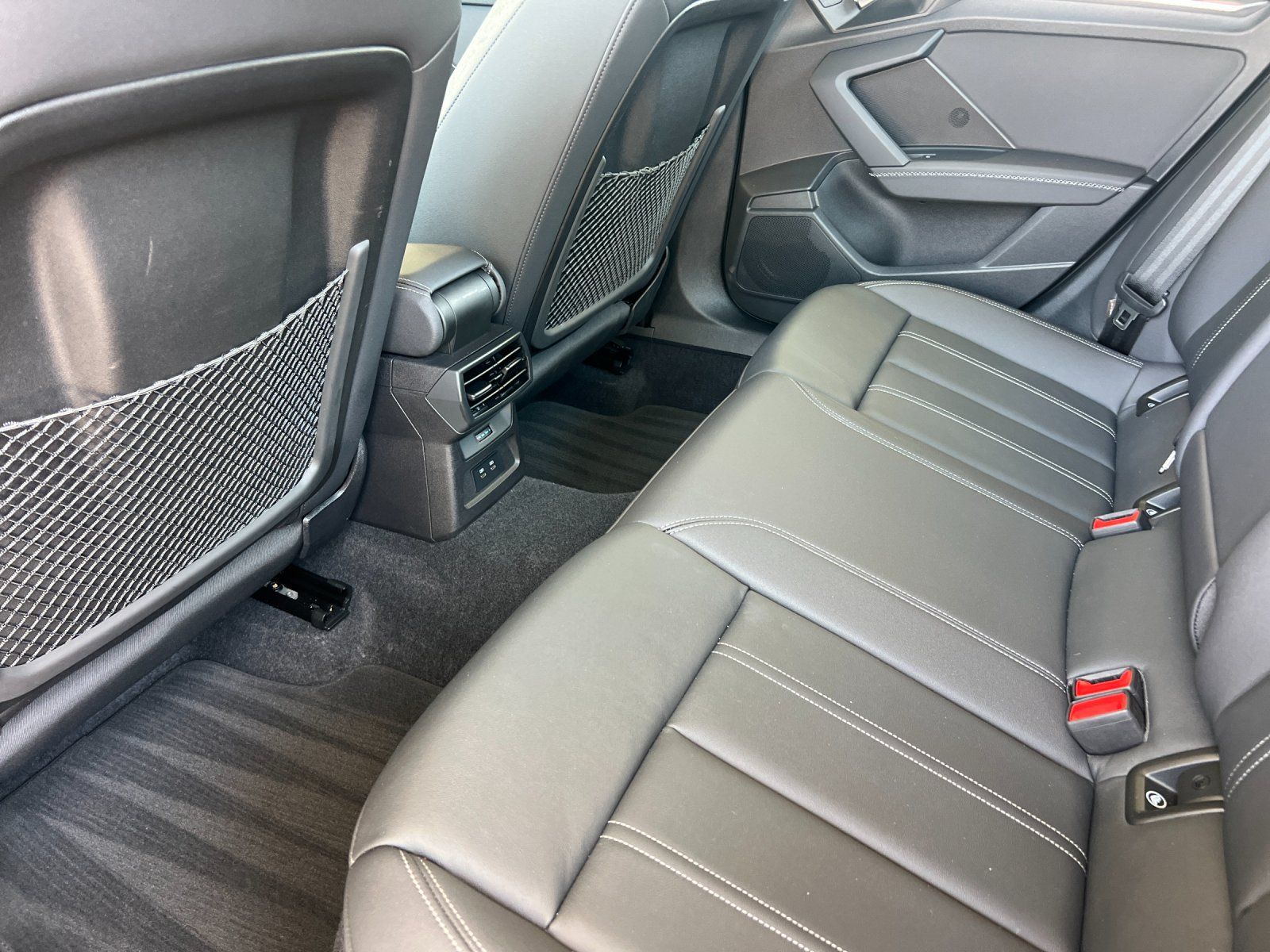 2023 Audi A3 — full photo 12 of 27
