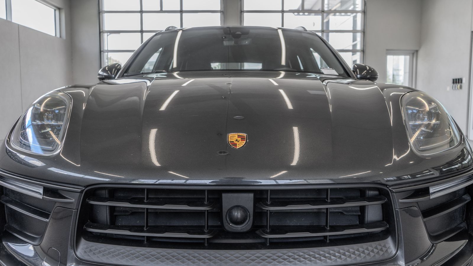 2023 Porsche Macan Base — foto completa 24 de 35