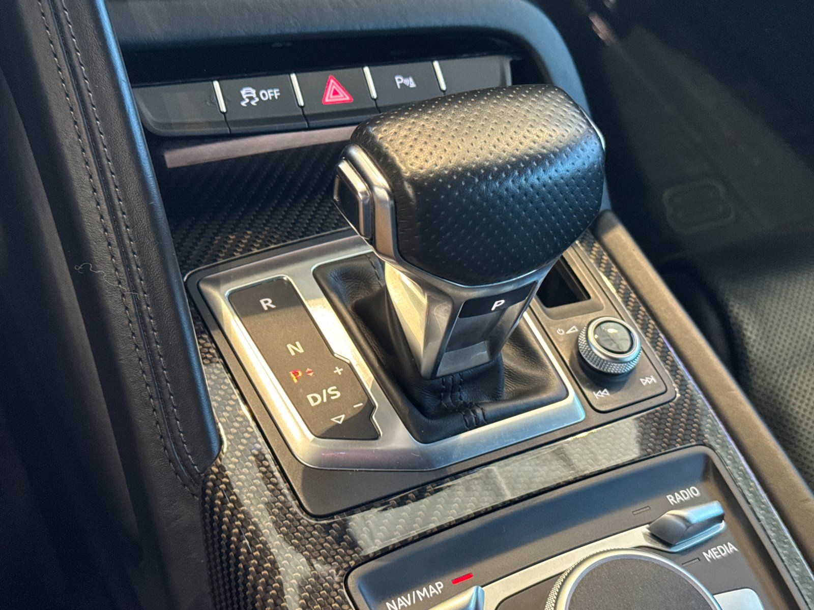2018 Audi R8 5.2 Plus — foto completa 15 de 29