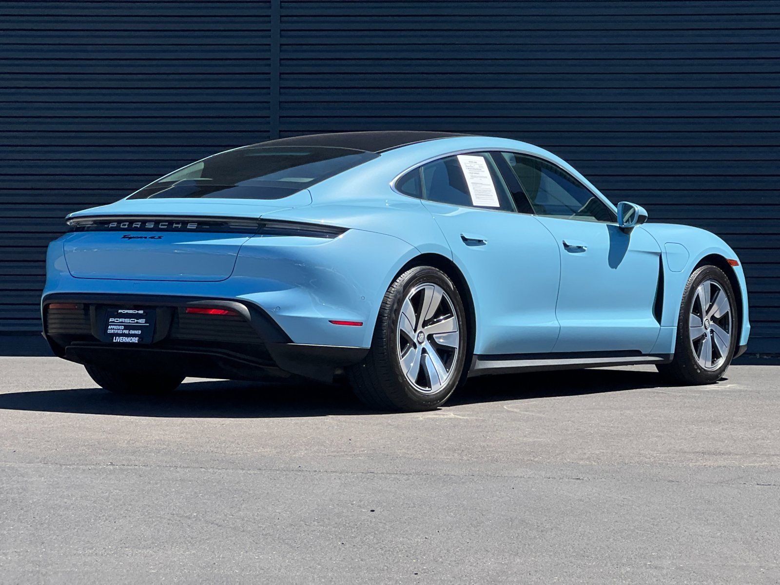 2024 Porsche Taycan 4S — full photo 9 of 29