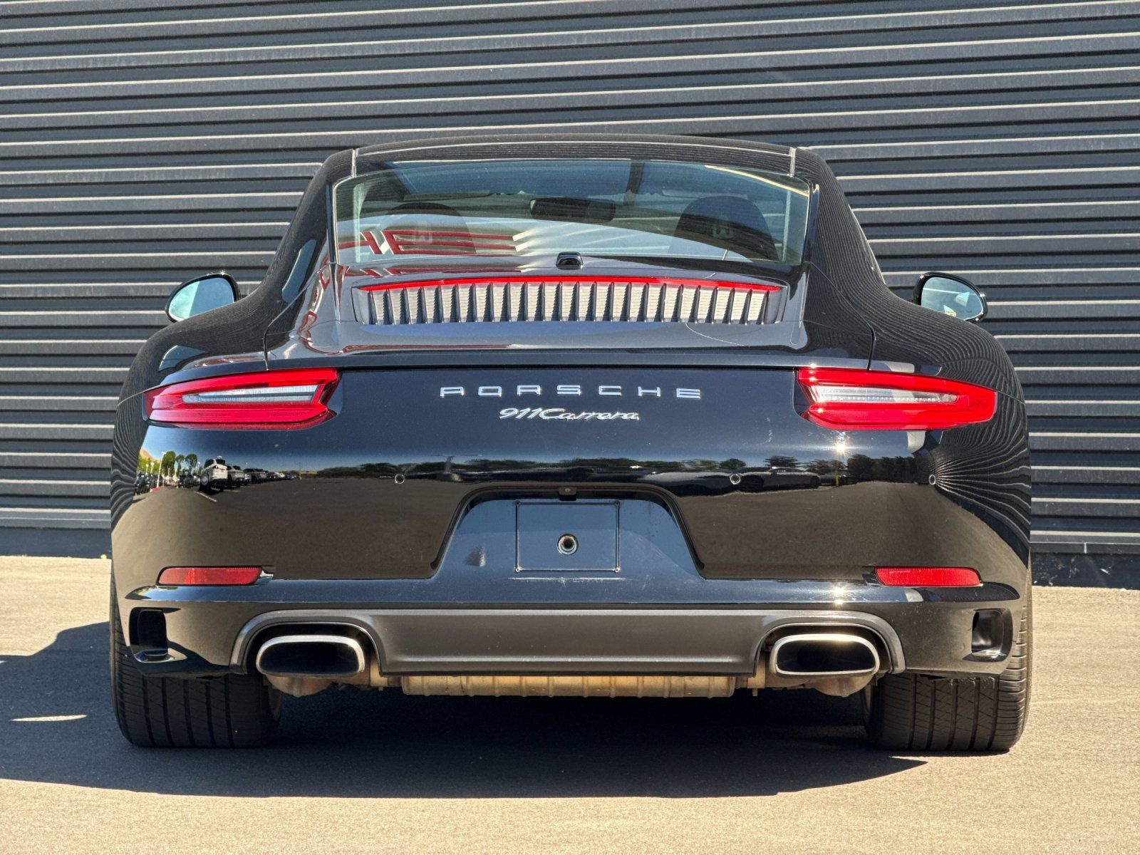 2017 Porsche 911 Carrera — full photo 7 of 28