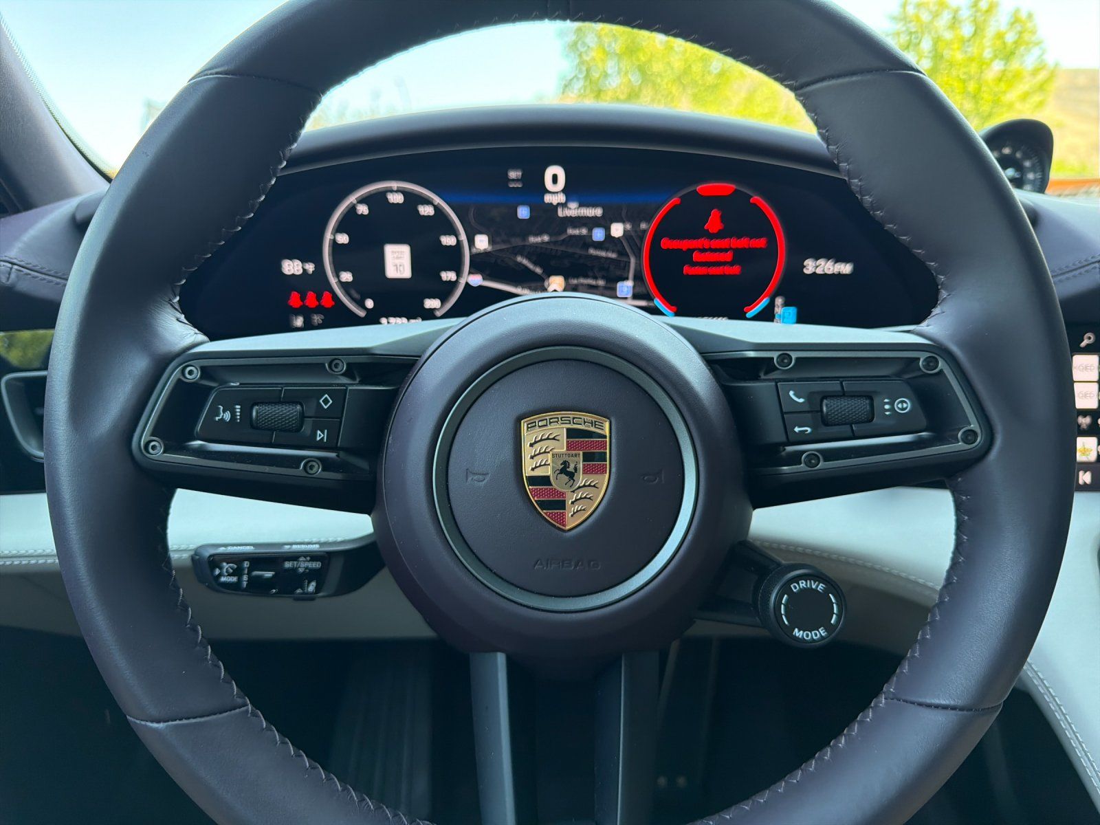 2026 Porsche Taycan Base — foto completa 23 de 28