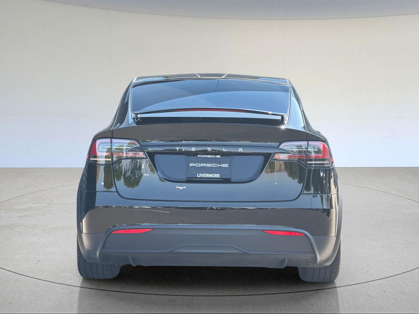 2024 Tesla Model X Base — full photo 8 of 30