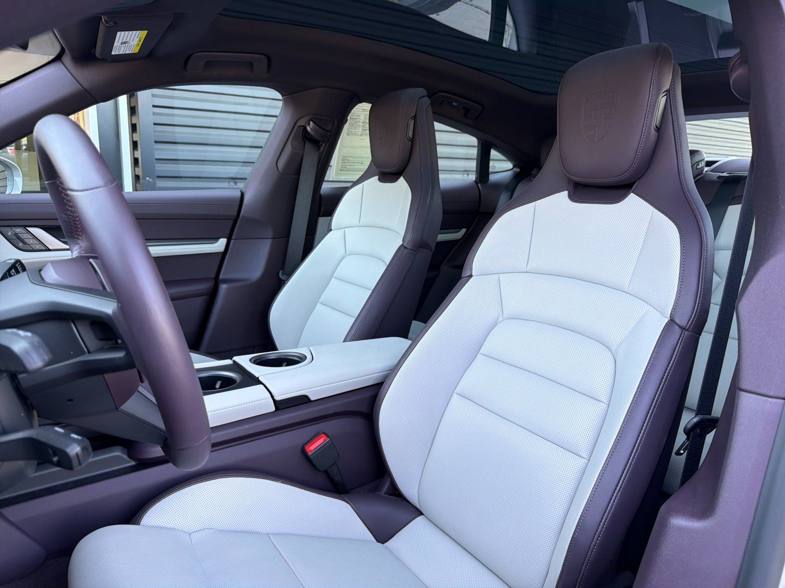 2026 Porsche Taycan Base — foto completa 5 de 28