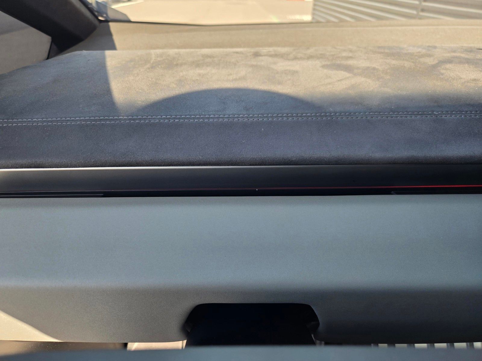 2024 Tesla Cybertruck Cyberbeast — foto completa 24 de 45