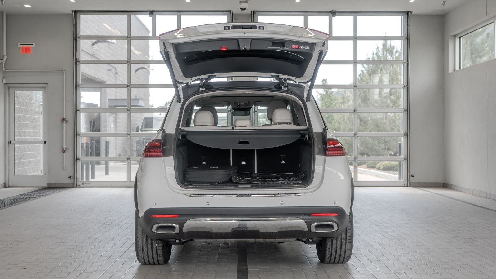 2025 Mercedes-Benz GLE GLE 450e — foto completa 15 de 34