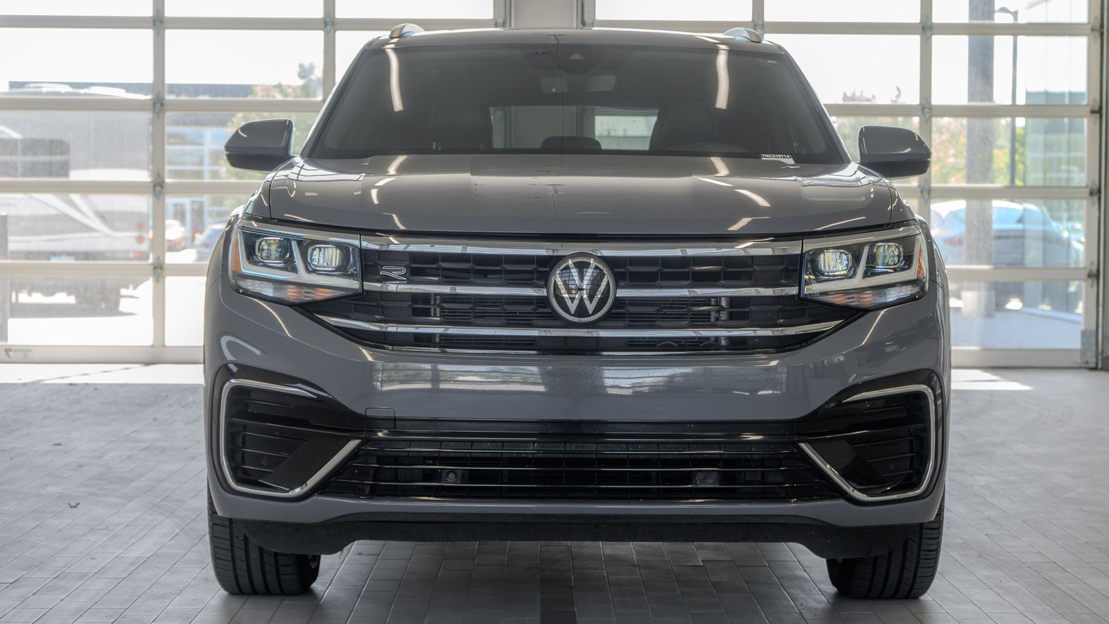 2022 Volkswagen Atlas Cross Sport 3.6L V6 SEL R-Line — foto completa 11 de 34