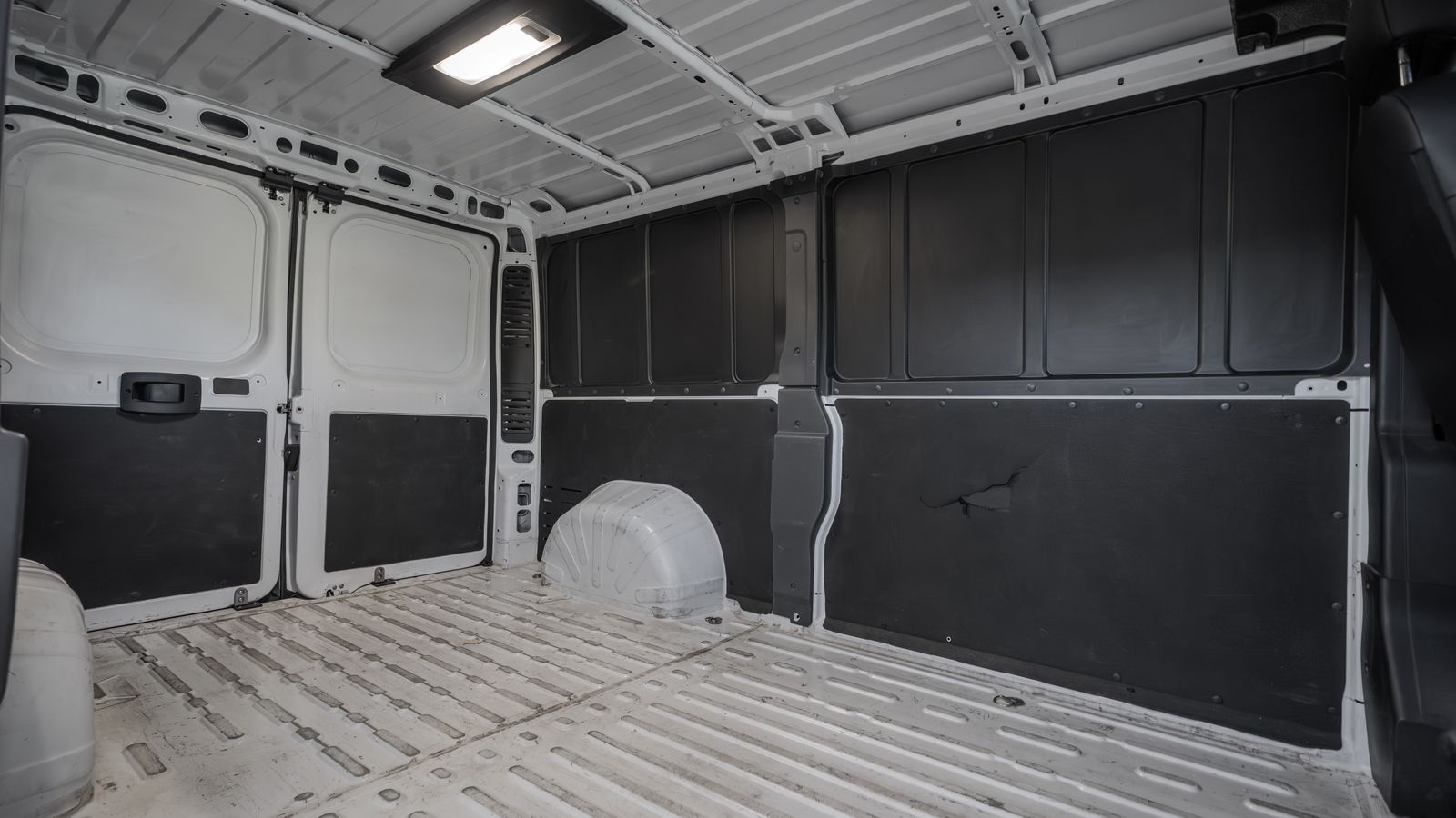 2025 Ram ProMaster 2500 Base — foto completa 25 de 33