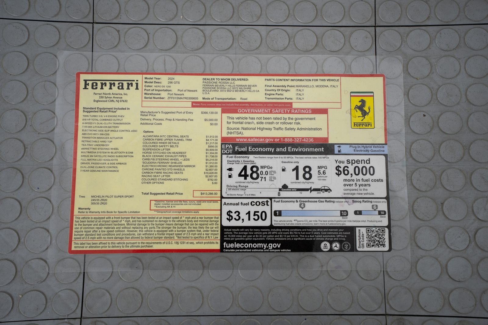 2024 Ferrari 296 GTS — full photo 25 of 46