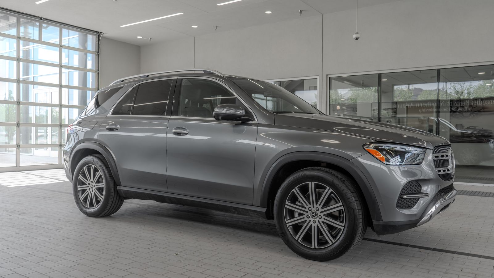 2025 Mercedes-Benz GLE GLE 450e — foto completa 12 de 35