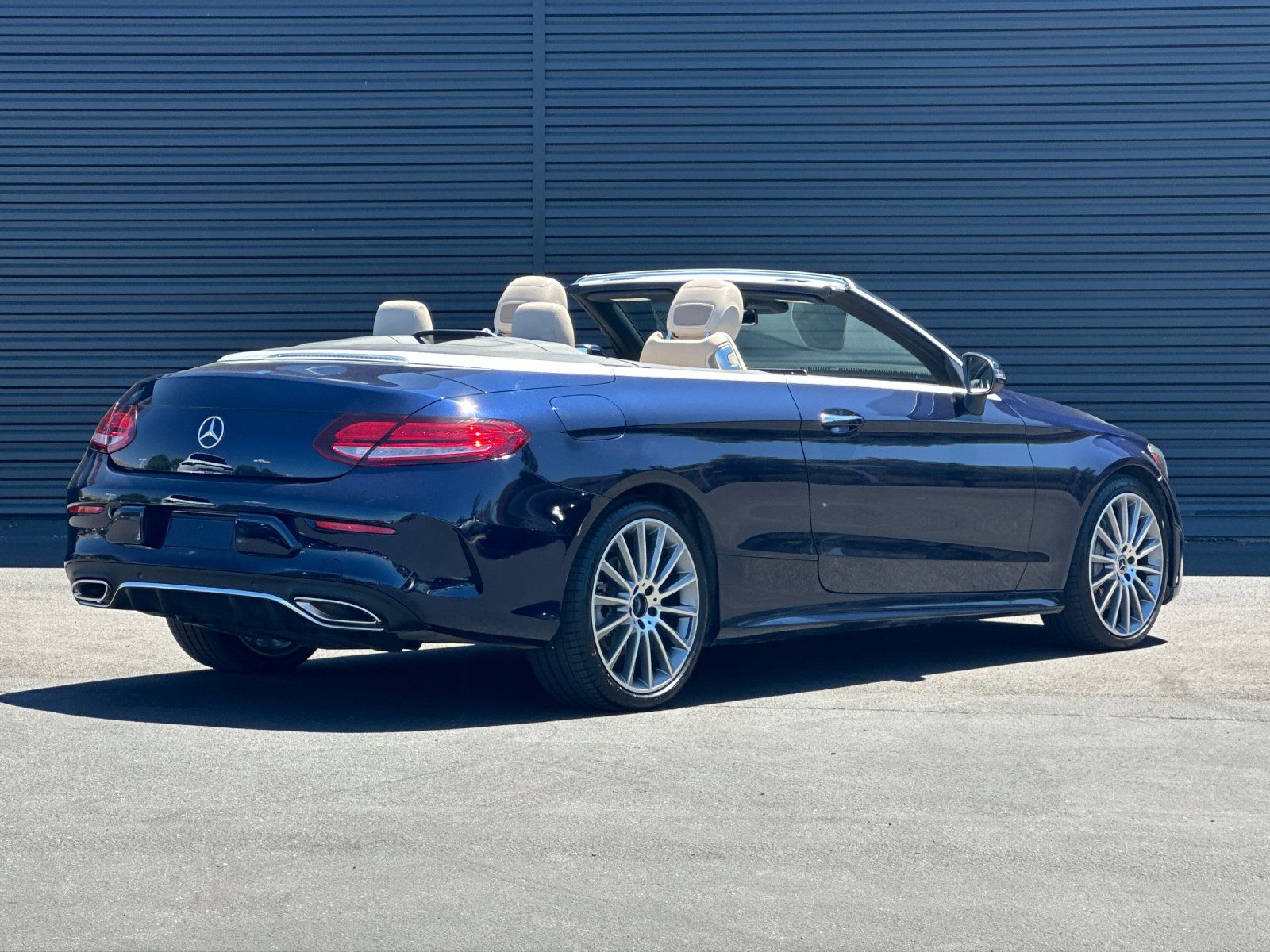 2022 Mercedes-Benz C-Class C 300 — foto completa 9 de 28