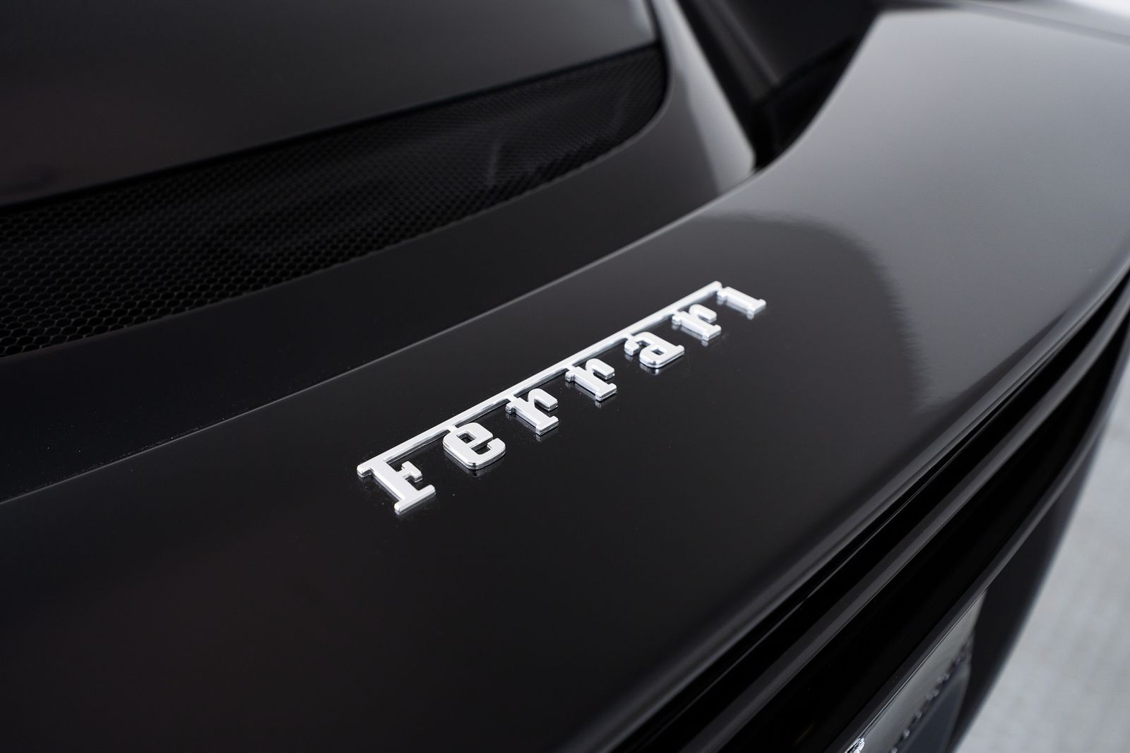2024 Ferrari 296 GTS — full photo 15 of 46
