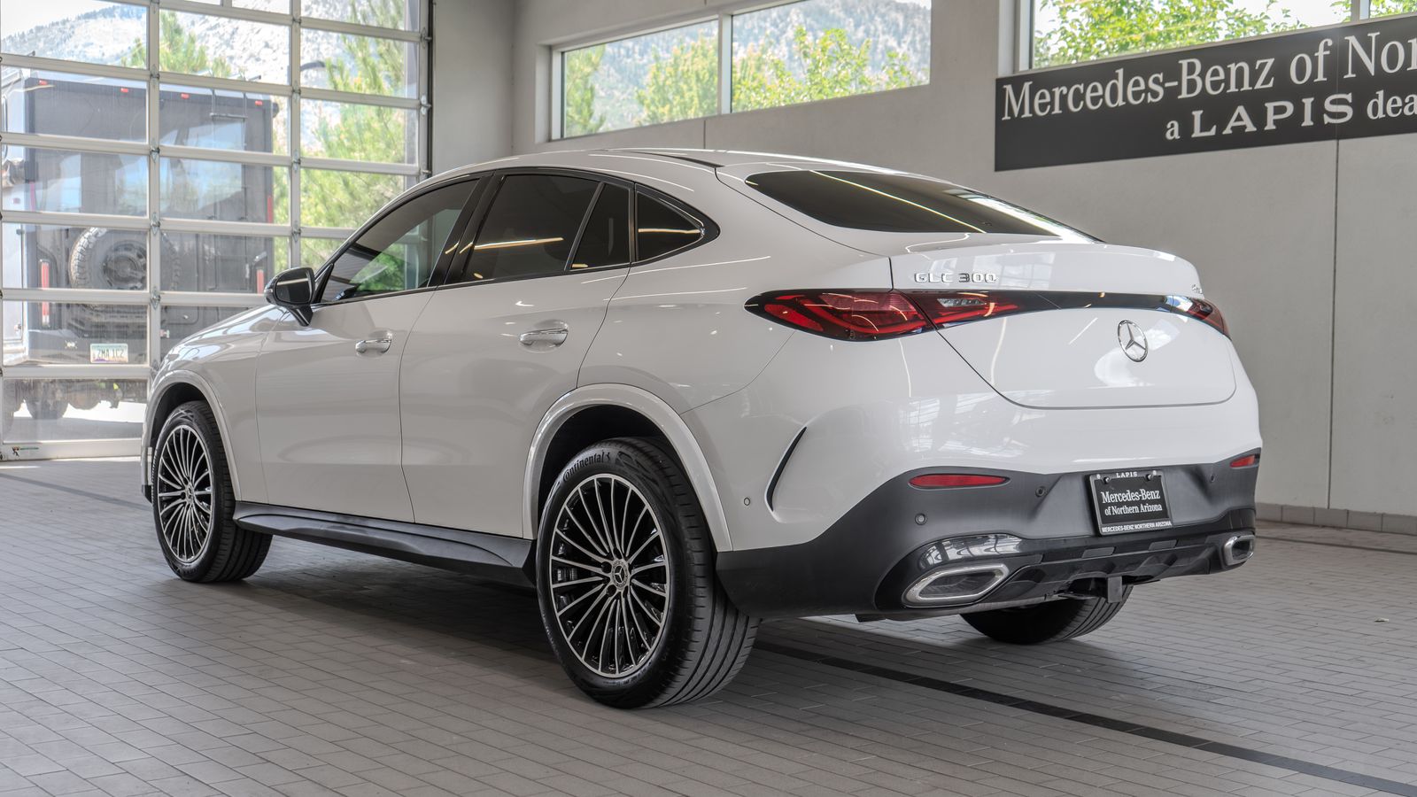 2024 Mercedes-Benz GLC GLC 300 Coupe — foto completa 13 de 35