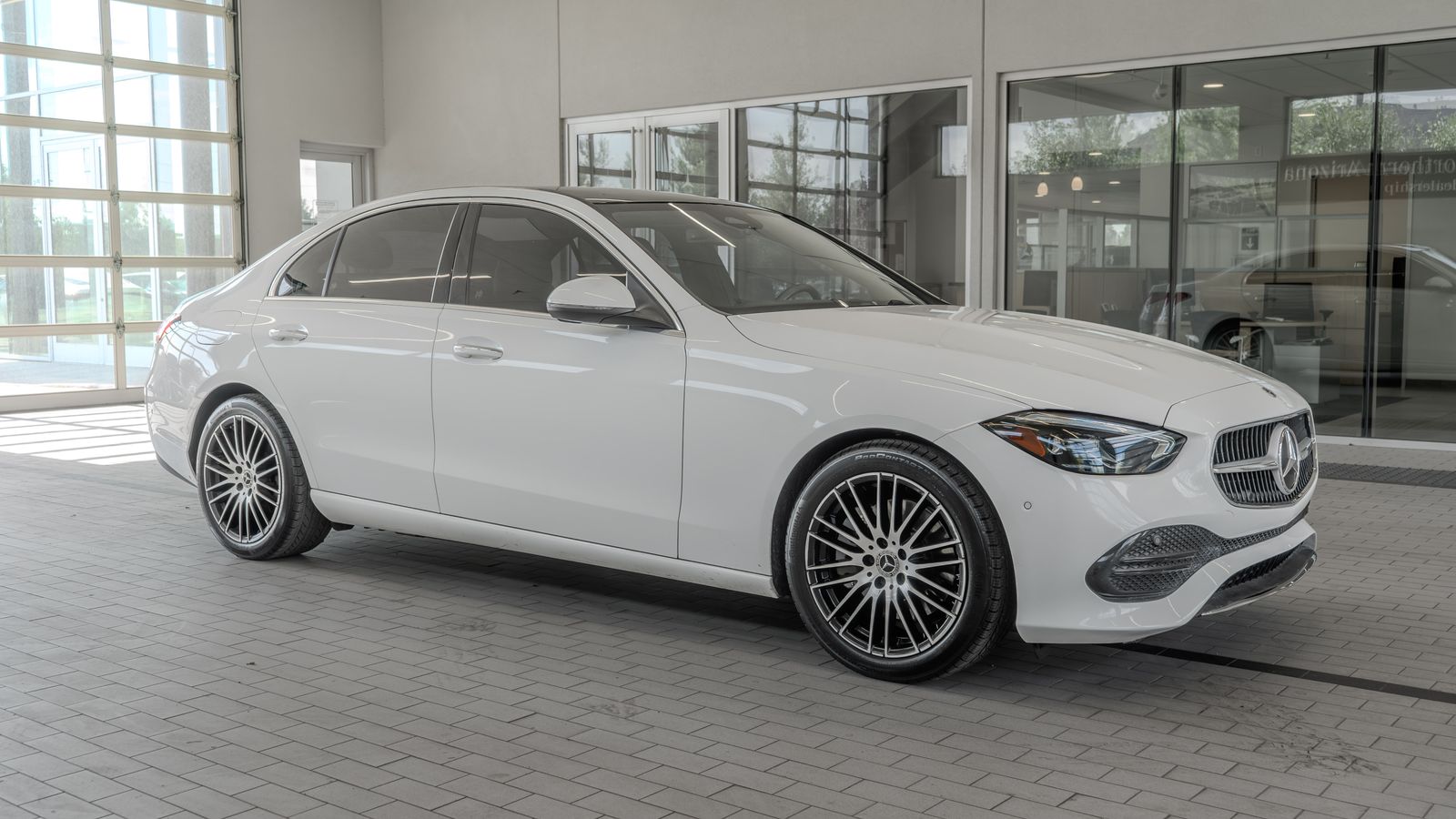 2024 Mercedes-Benz C-Class C 300 — foto completa 12 de 34