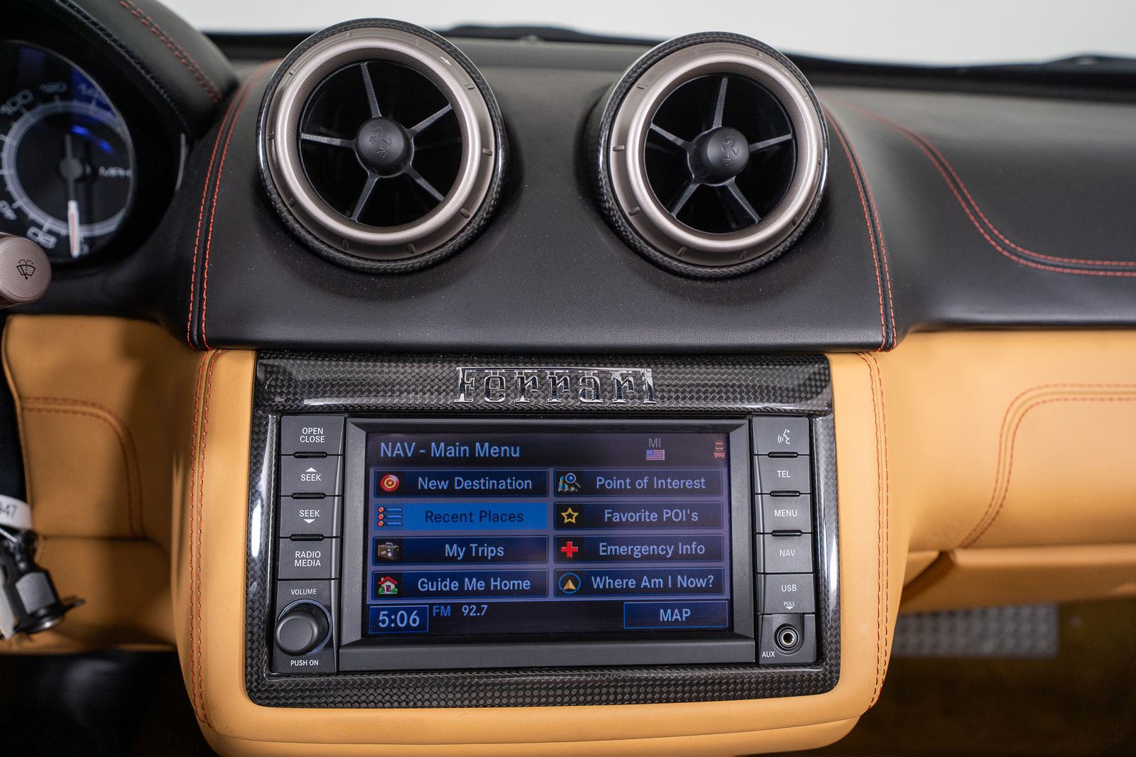 2012 Ferrari California — full photo 21 of 38