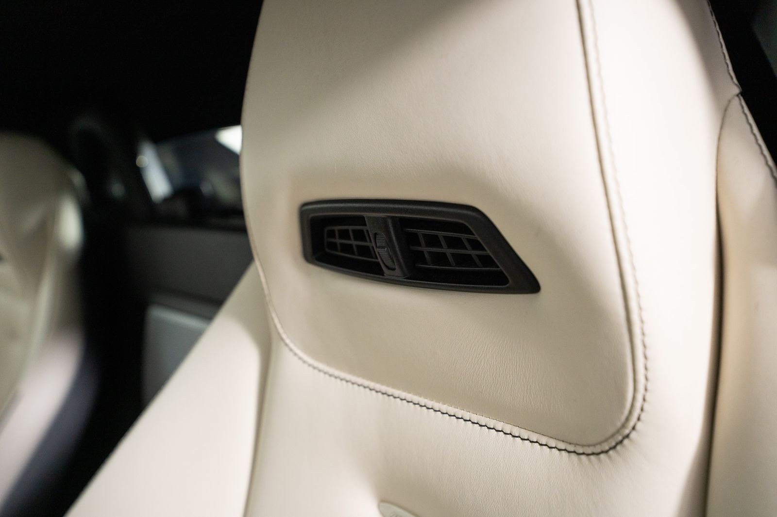 2012 Mercedes-Benz SLS AMG® — full photo 50 of 58