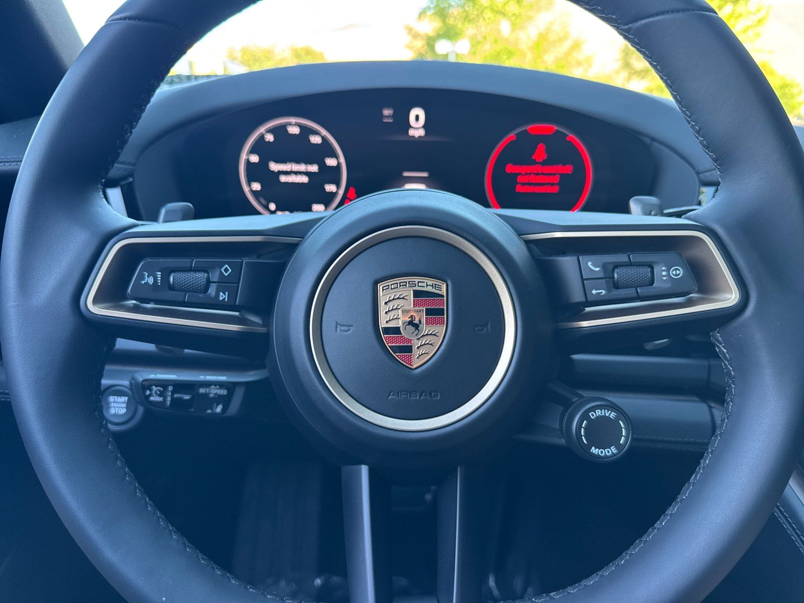 2025 Porsche Panamera 4 — foto completa 24 de 29