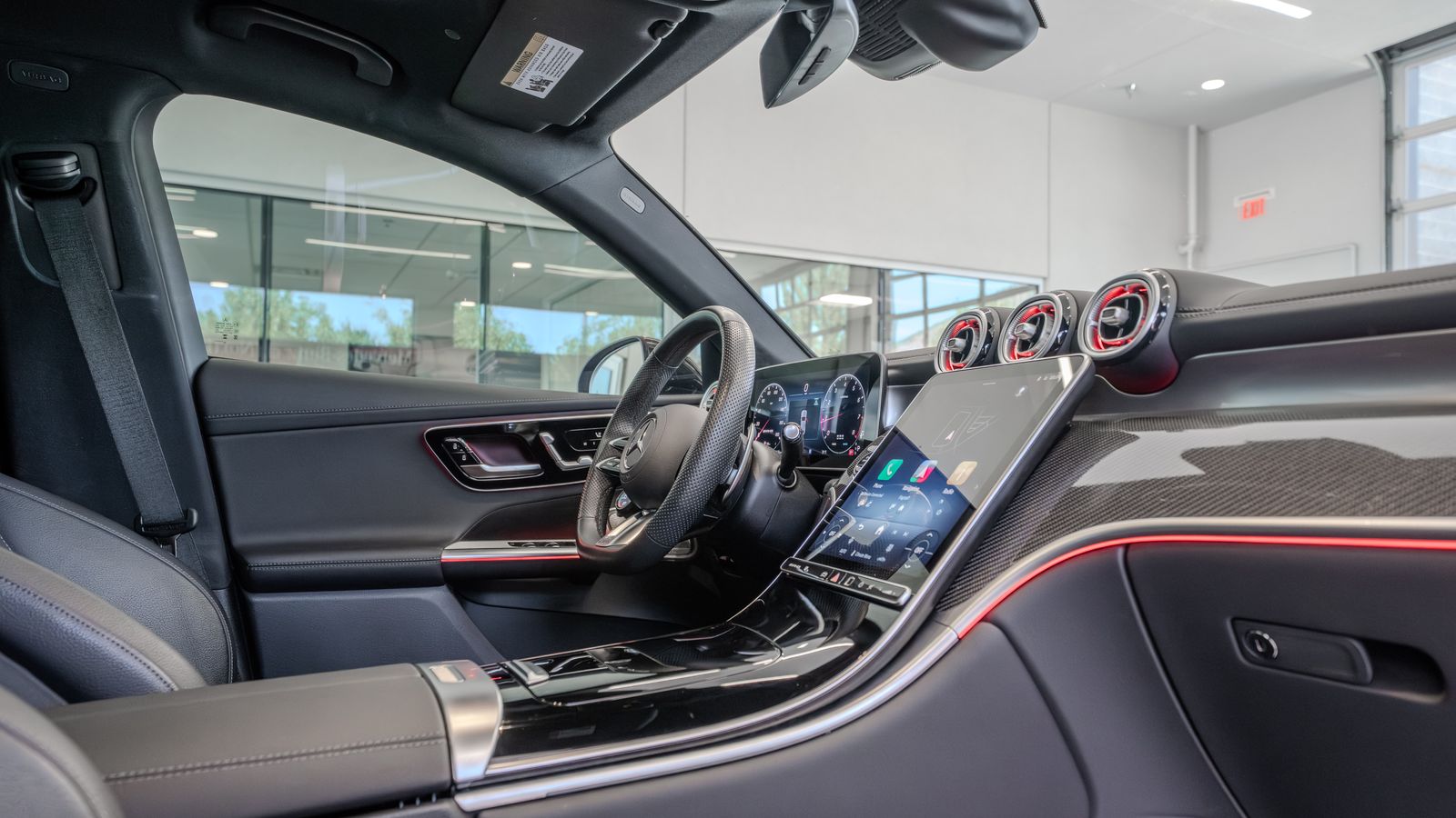 2025 Mercedes-Benz GLC GLC 43 AMG® — full photo 18 of 35