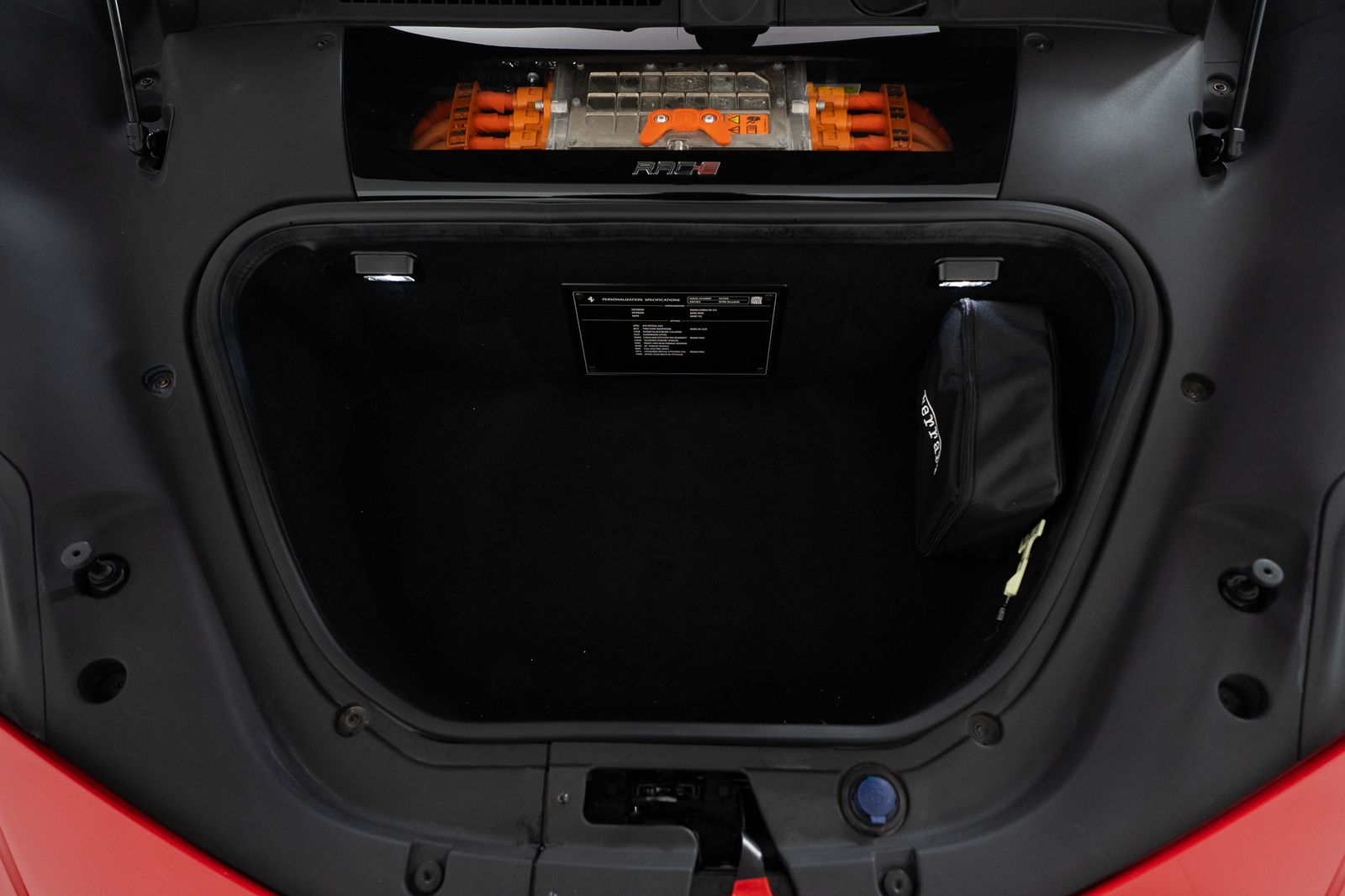 2021 Ferrari SF90 Stradale — full photo 25 of 38