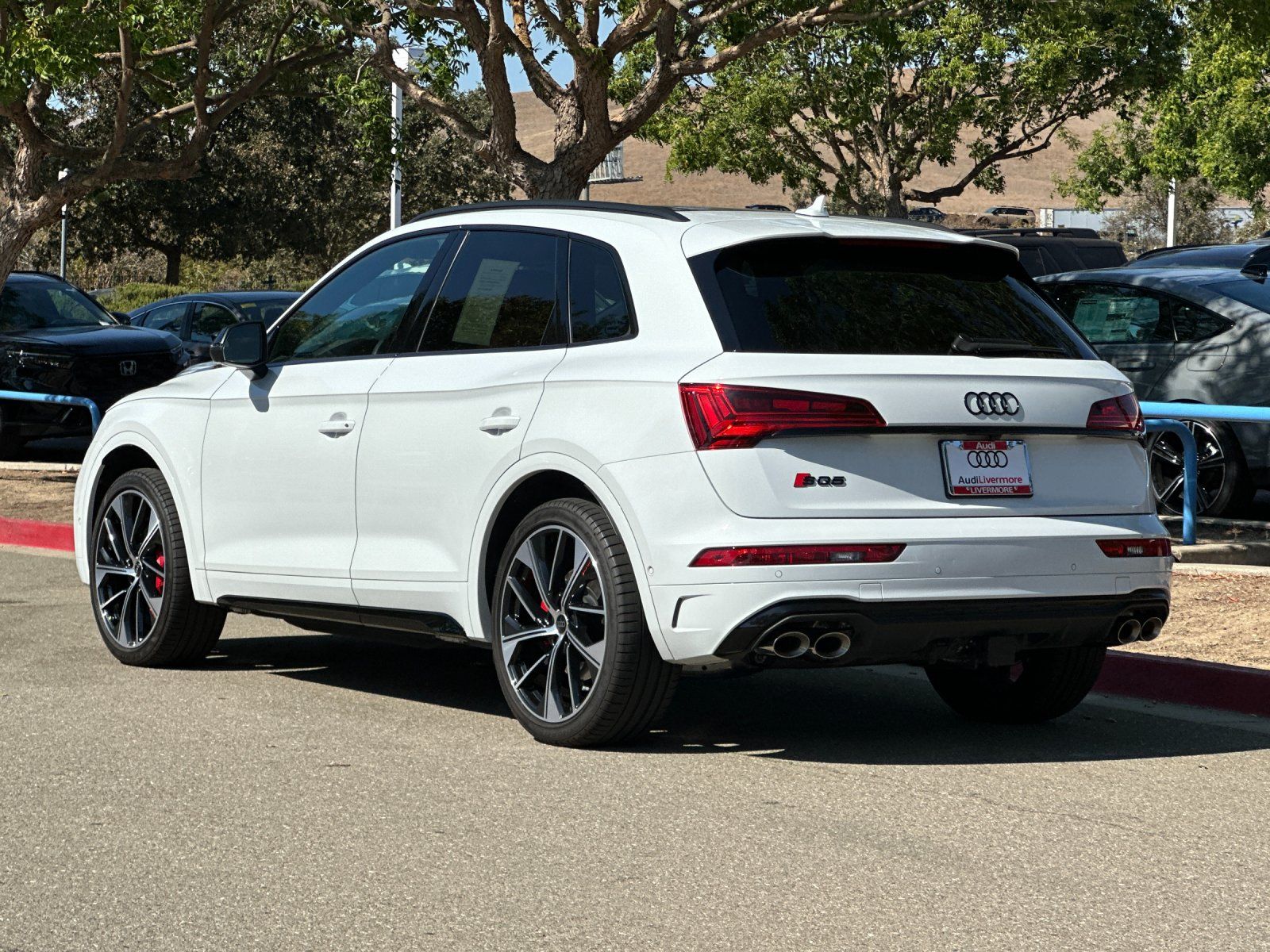 2023 Audi SQ5 Prestige — full photo 4 of 28